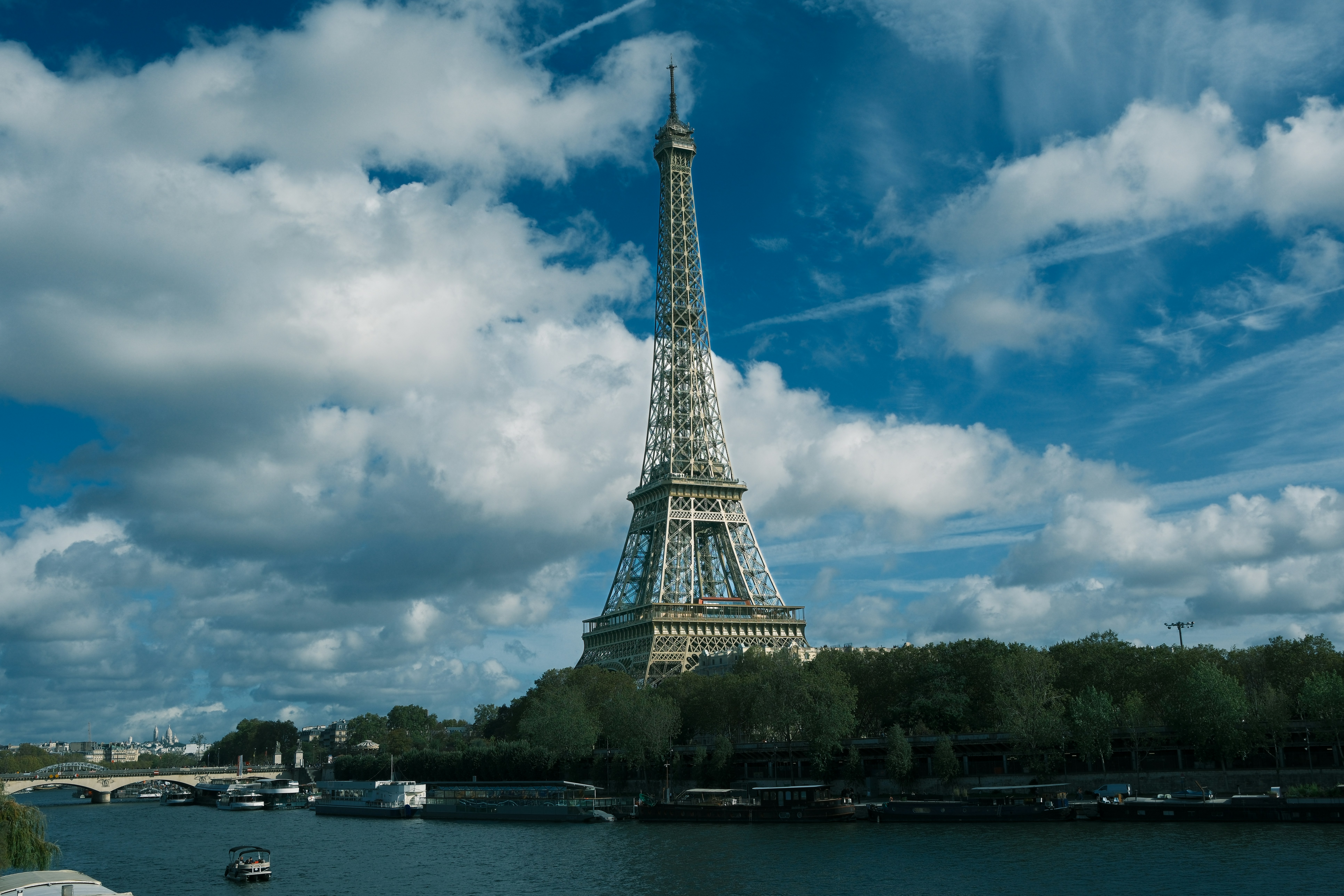 Photo by justalifein