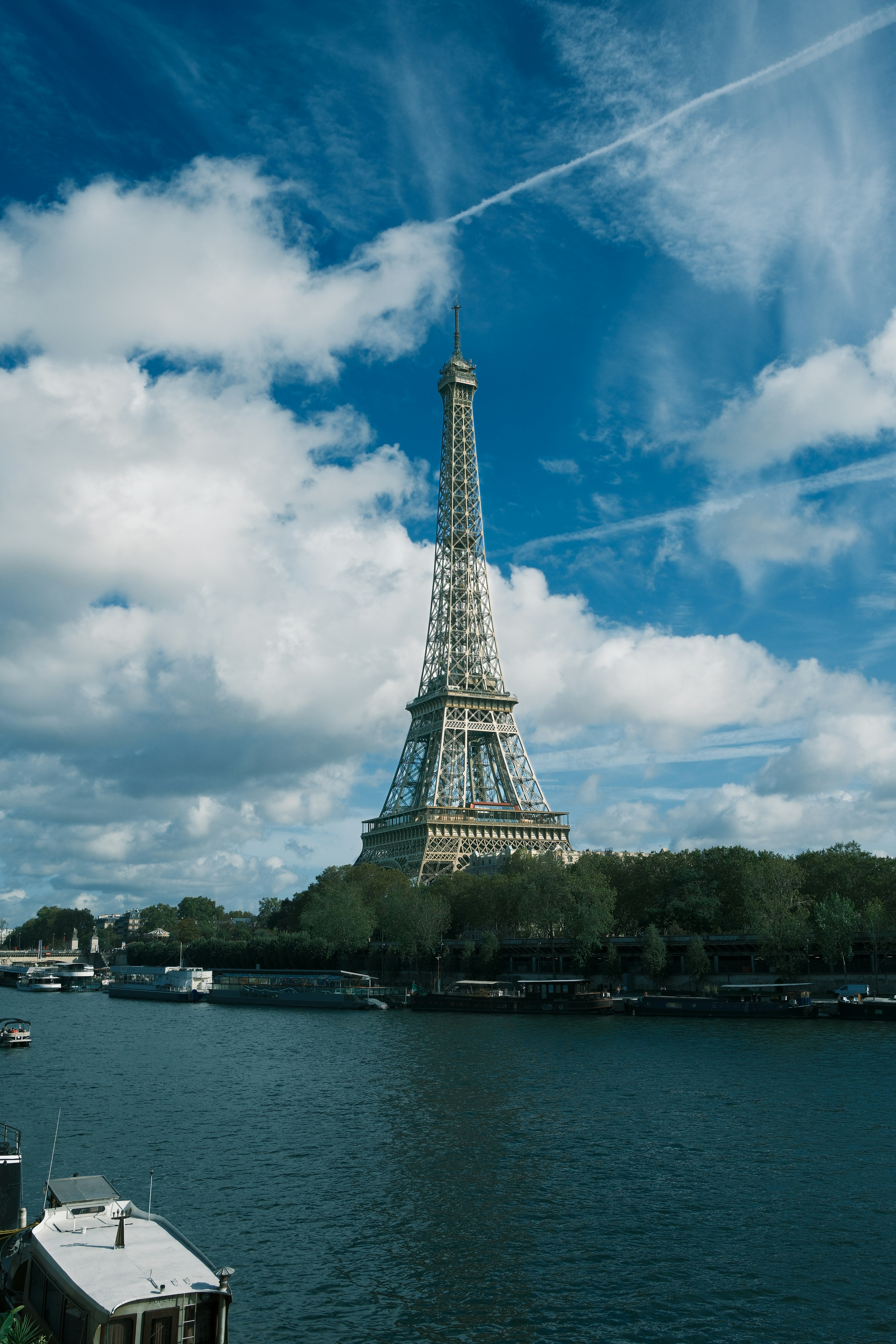 Photo by justalifein