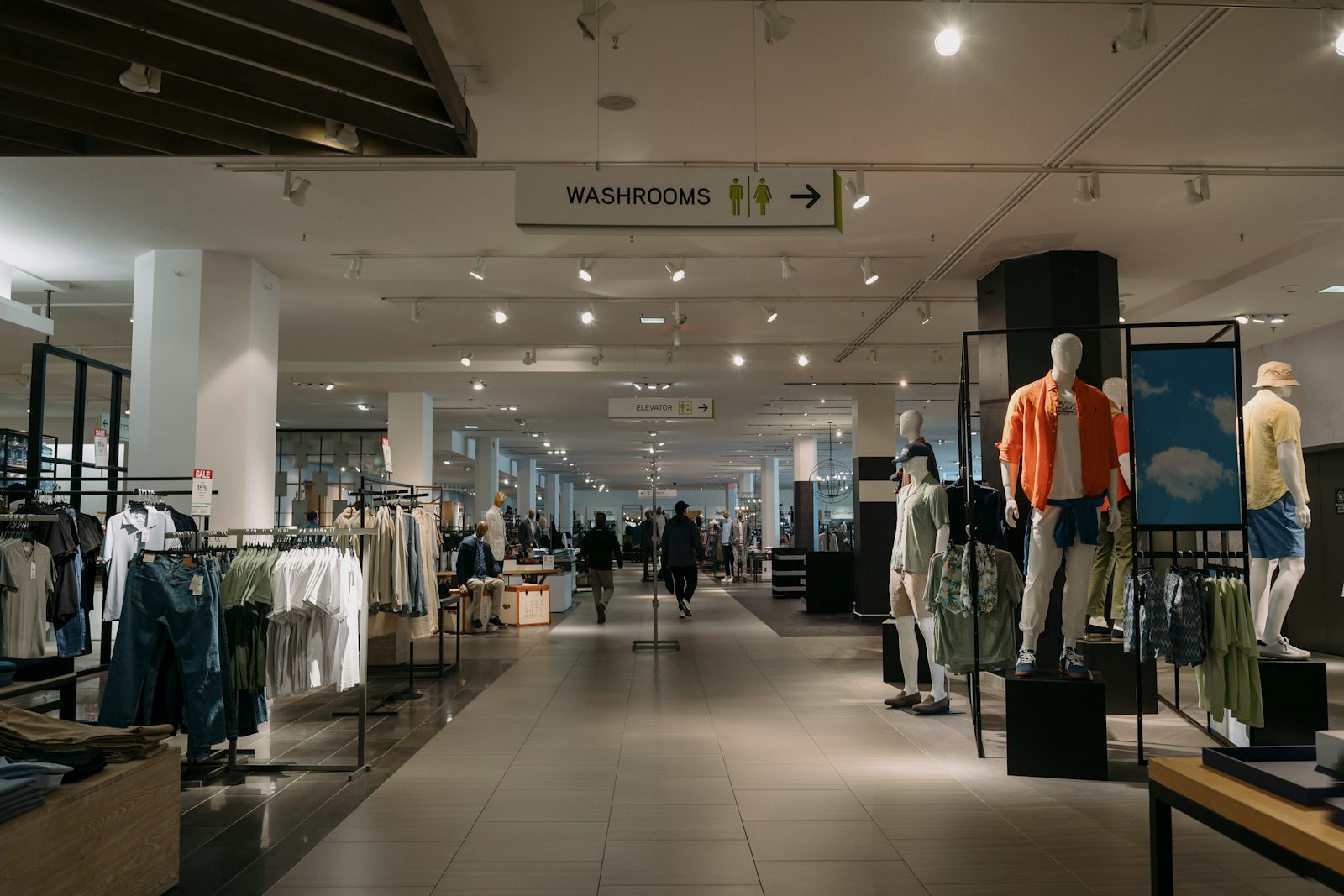 TJX Beat Wall Street's Earnings Bar — So Why Did the Stock Just Post Its Worst Week Since 2021?