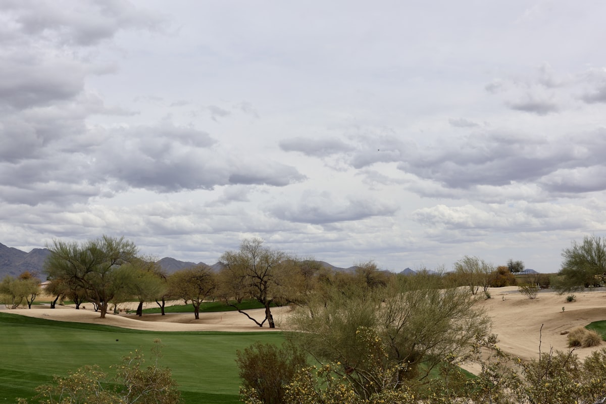 In Praise of Fall Golf
