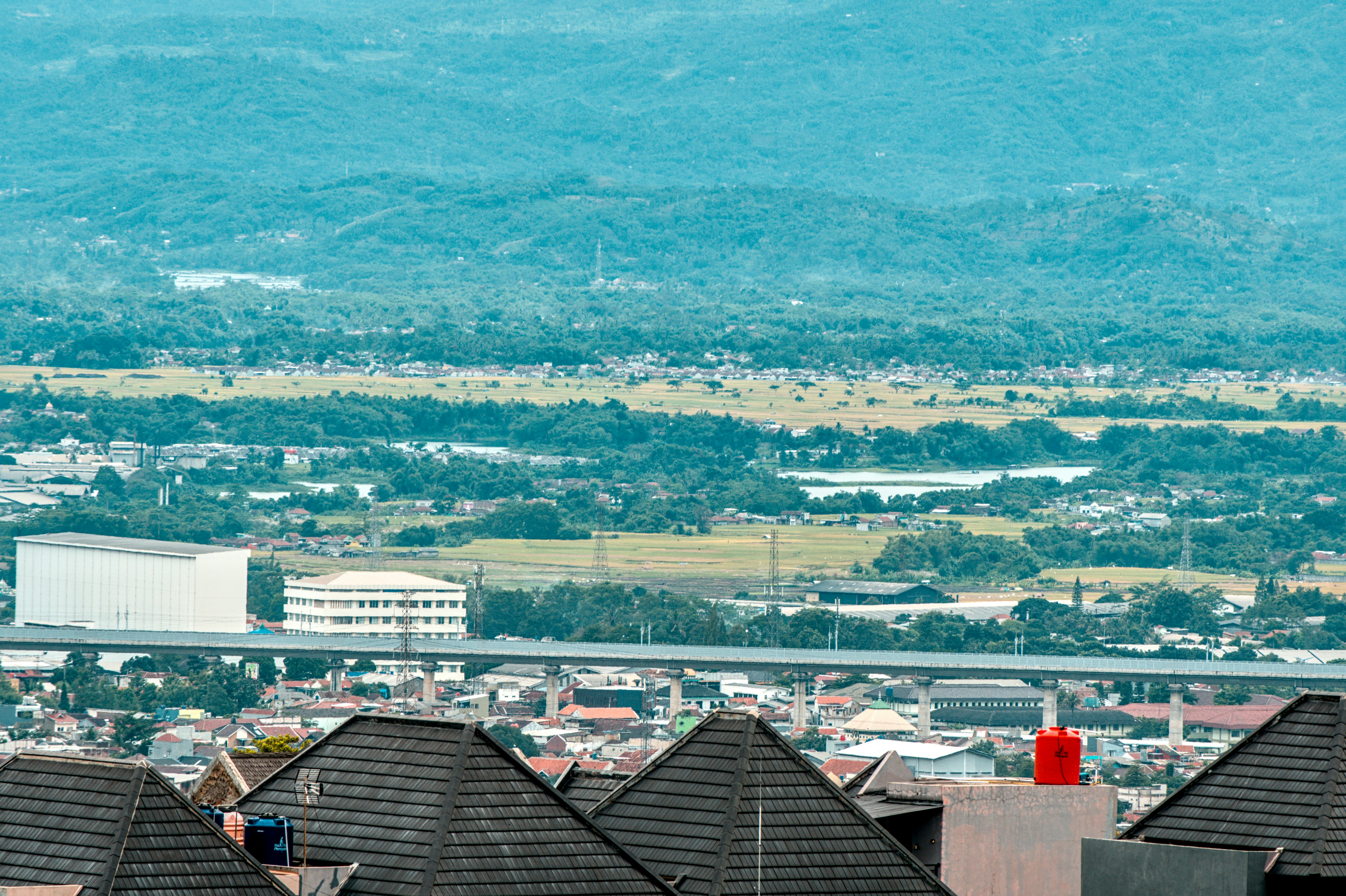 Containers in Killarney, FL