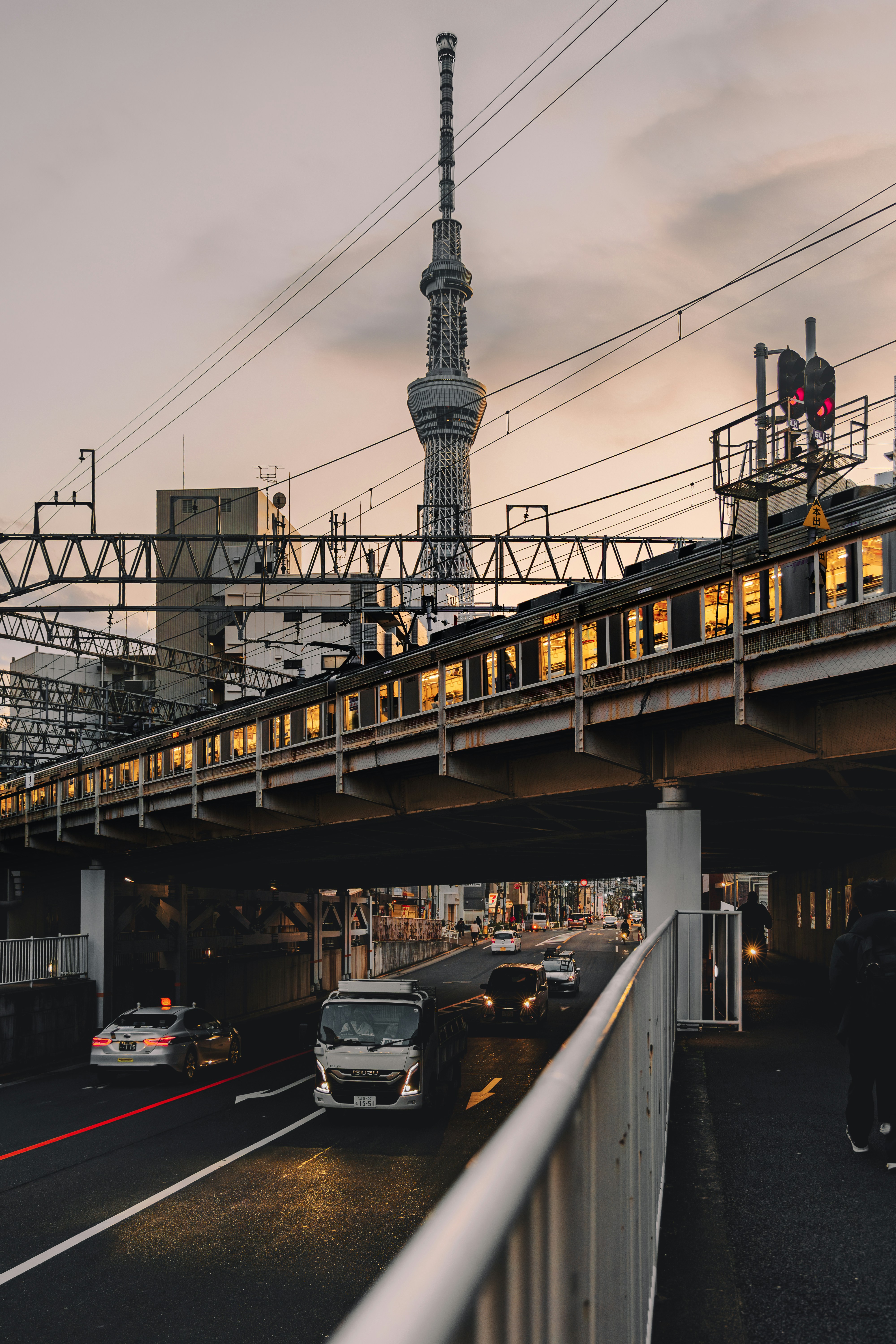 Alternative Transportation: Domestic Flights, Highway Buses, and Regional Options
