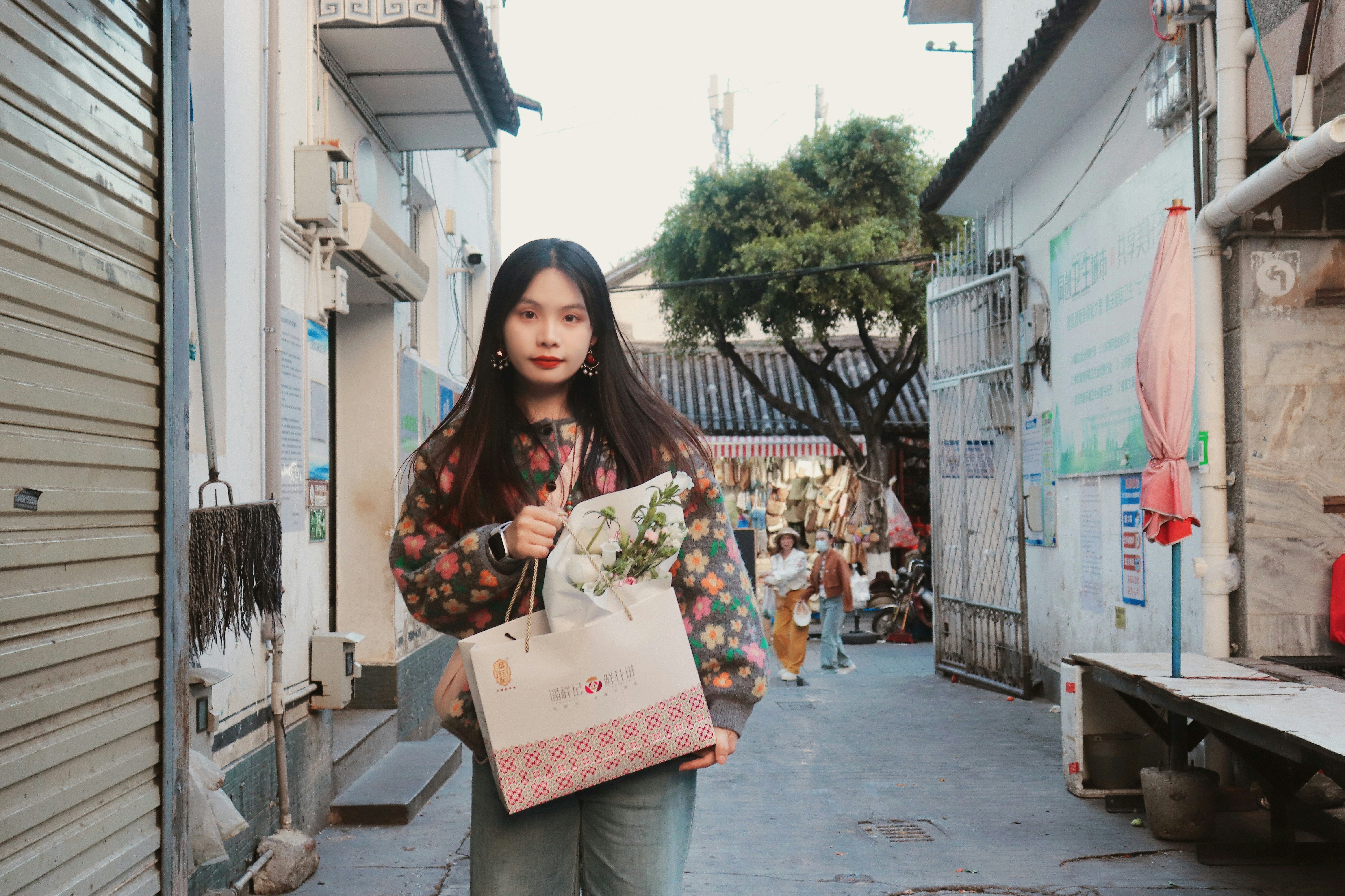 경남 남해 원시림 처음 꼭 알아야 할 정보를 담은 카드뉴스 스타일 이미지 - 글 흐름을 돕는 시각 자료