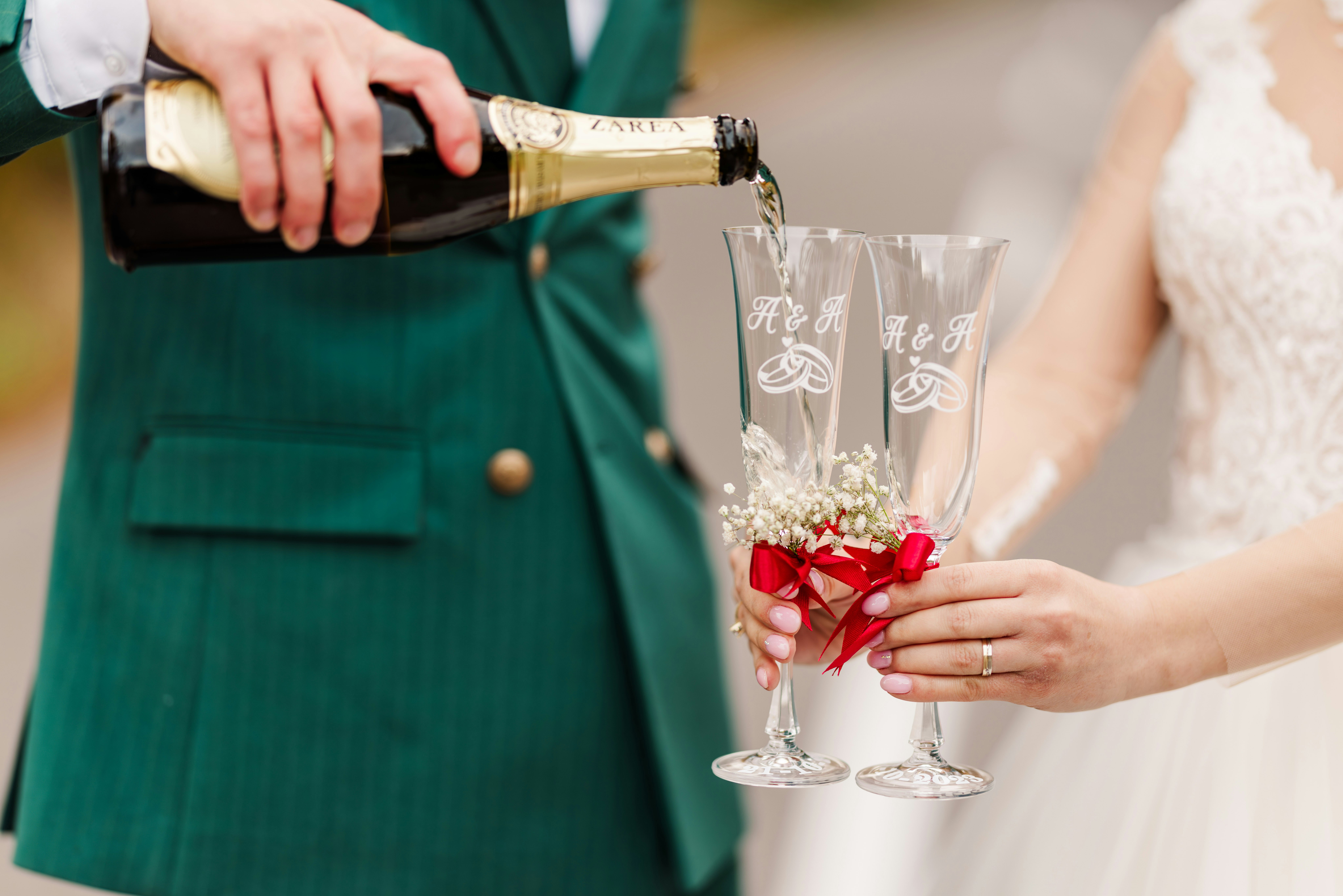 5 Wedding Reception Hosting Tips for Stress-Free Celebrations