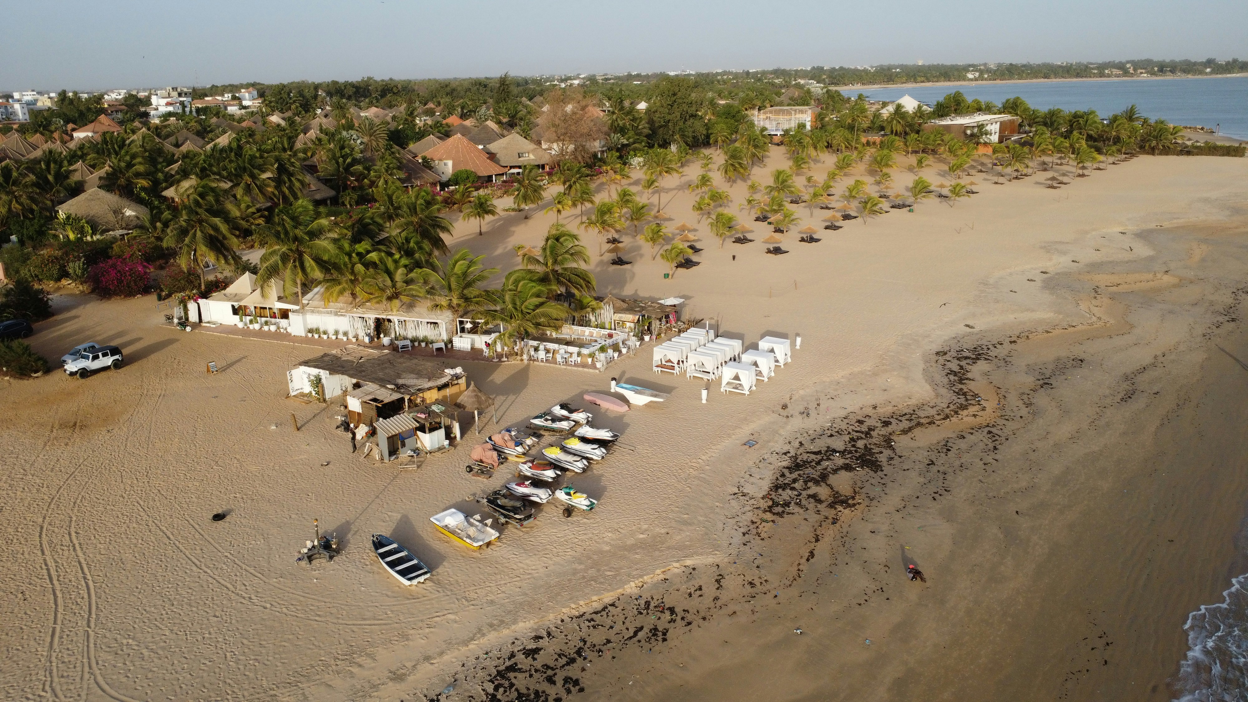 Stay online in the Senegal with a prepaid eSIM from eSIMlii. Instant activation, no roaming charges, and reliable coverage.