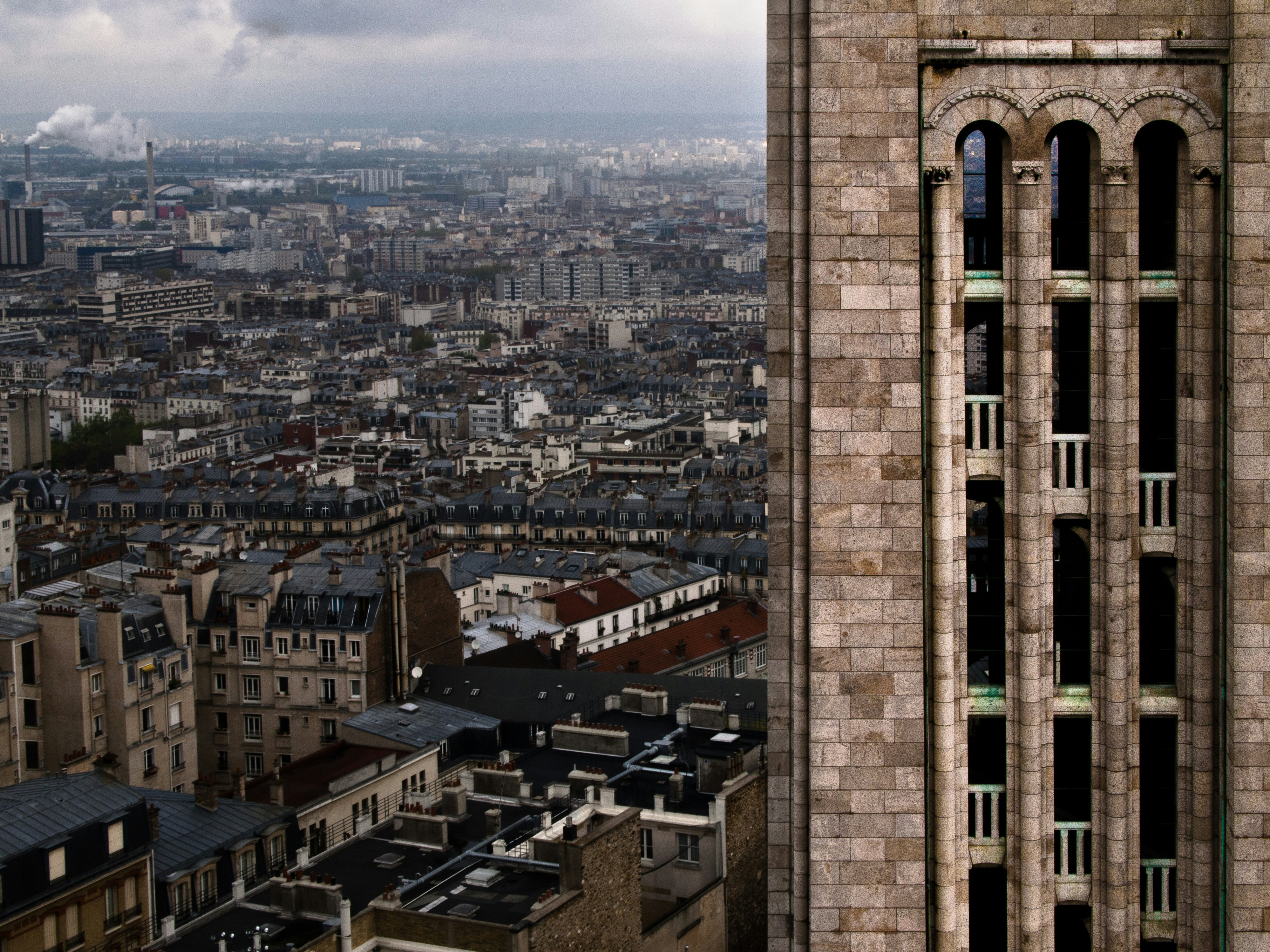A high-angle view of a city and its buildings.