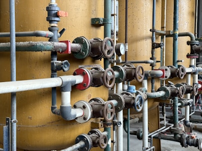 Pipes, valves, and tanks are shown in detail.