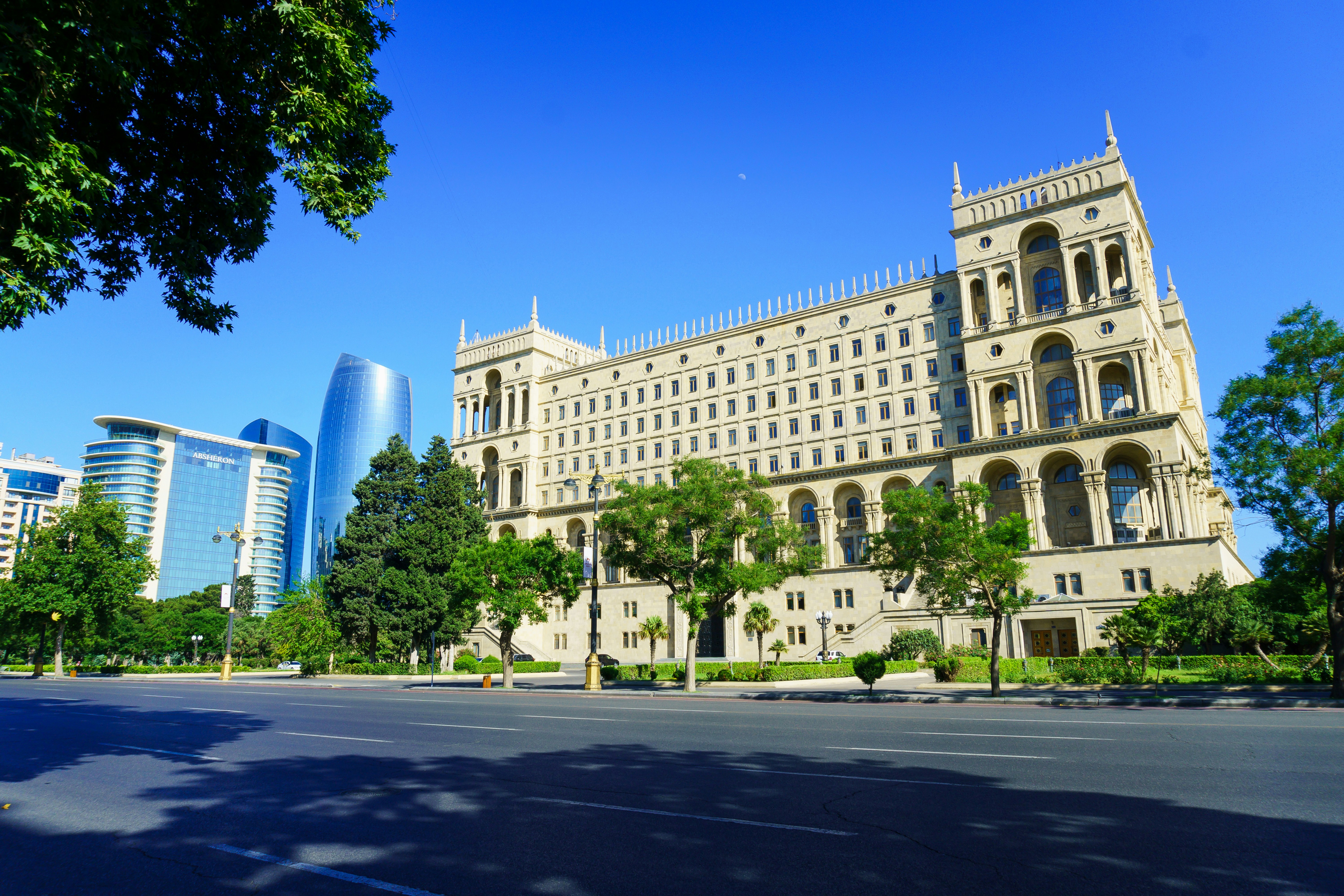 Photo by zulfugarkarimov