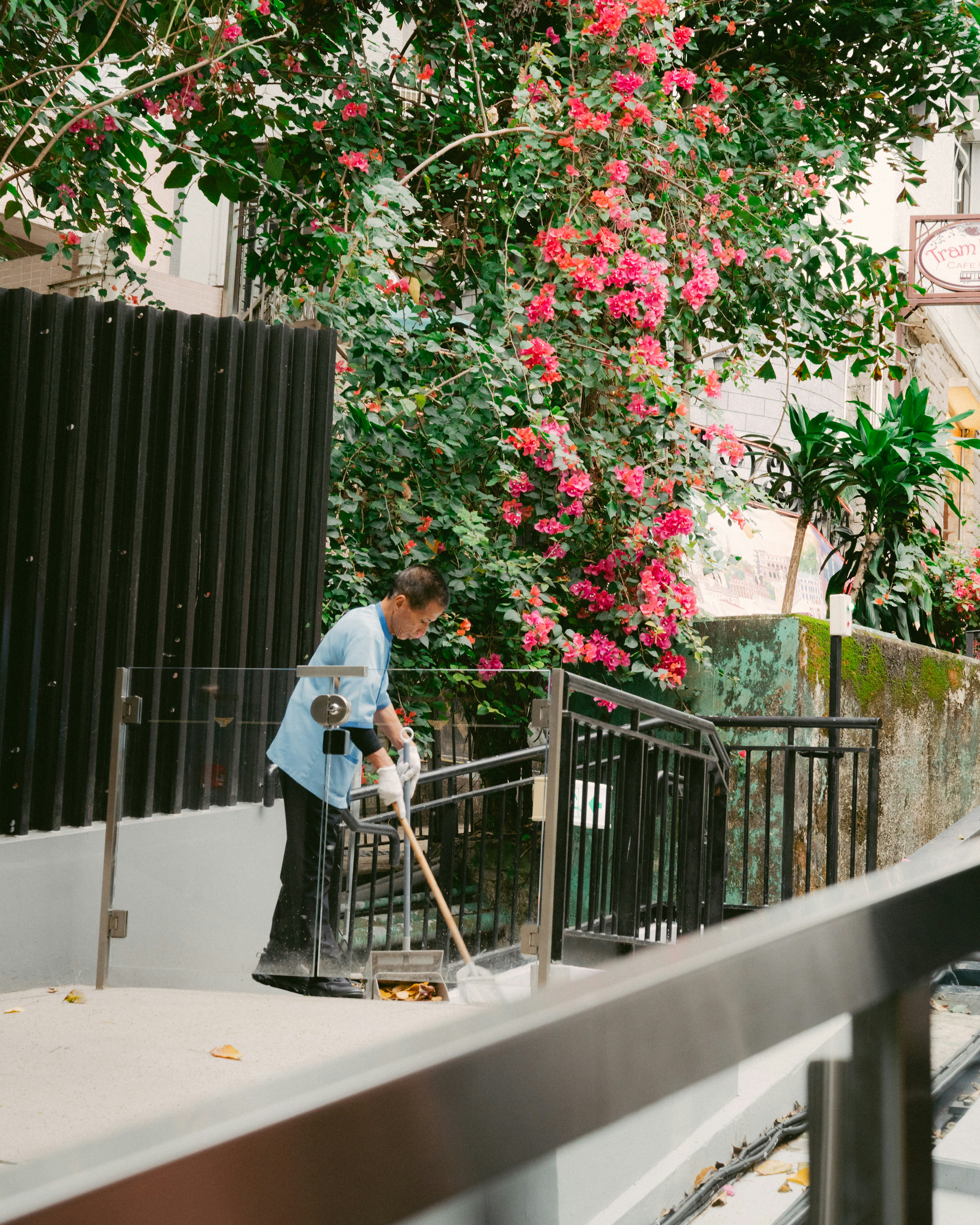 Photo by beingabstrac