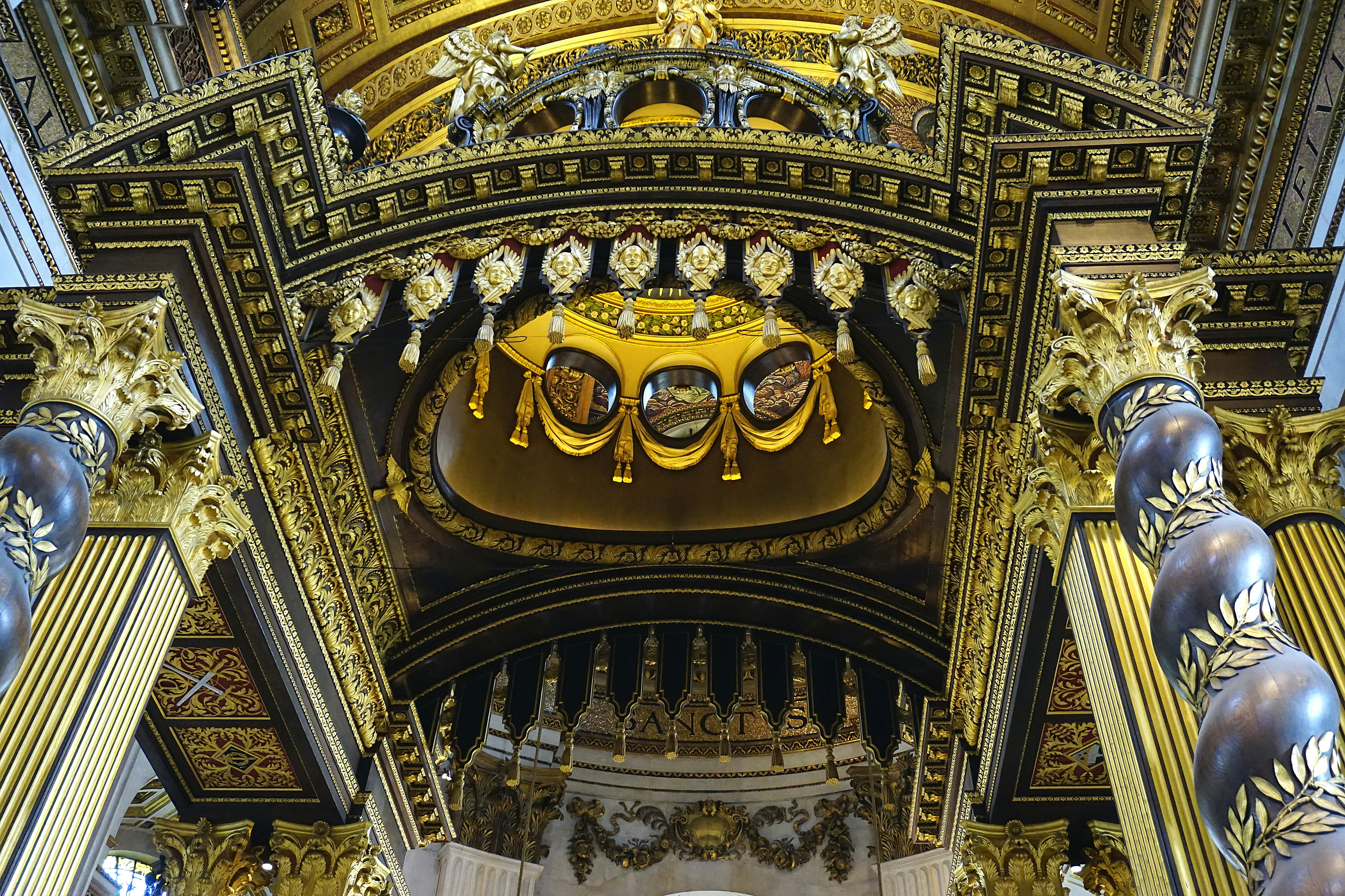 OŚRODEK WYPOCZYNKOWY "OMEGA"