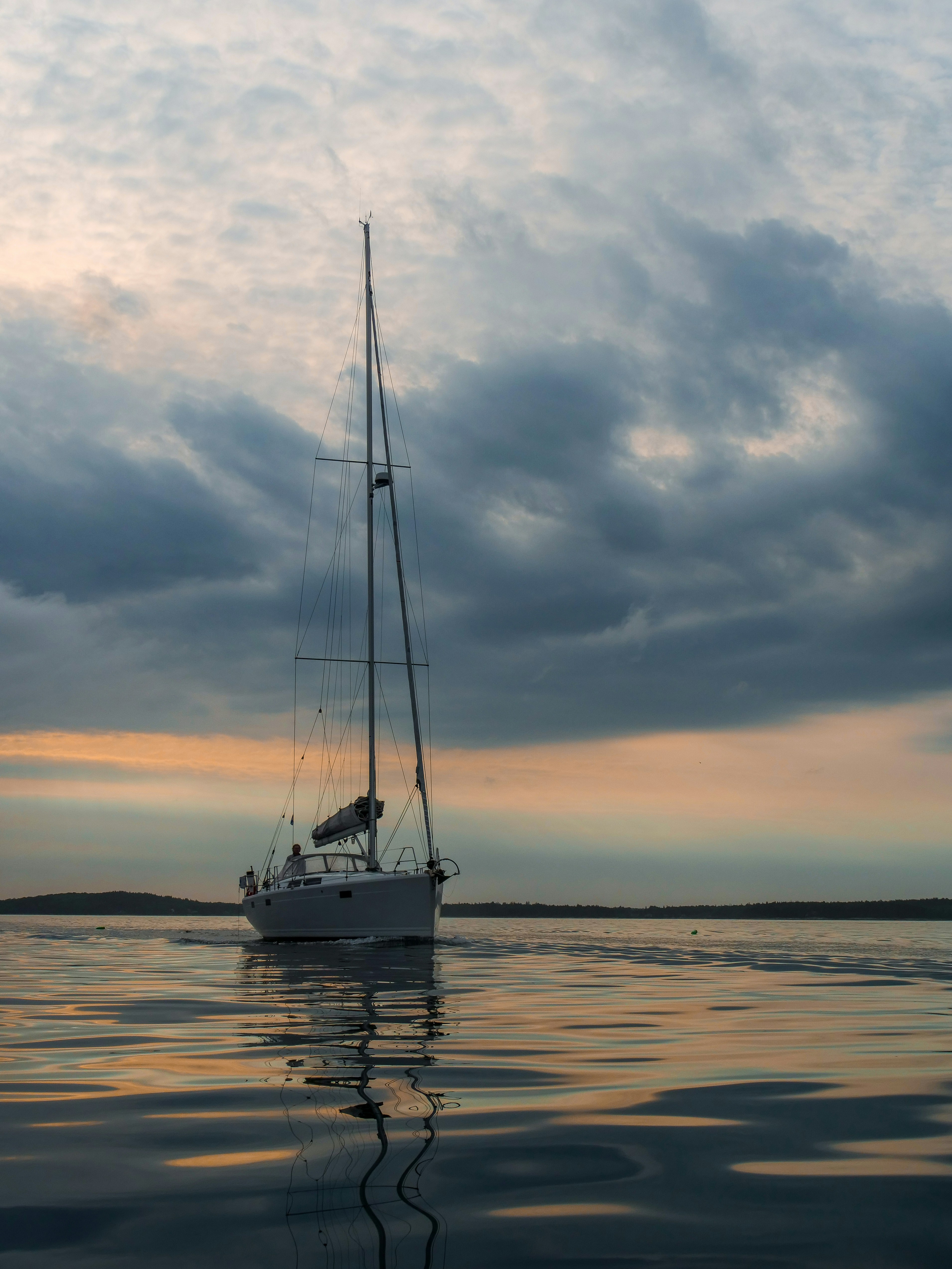 Photo by leonbredella