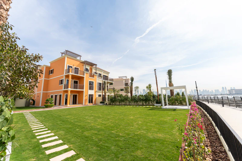 Emirates Hills Mediterranean Garden