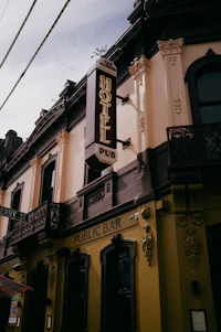 Best Pubs in Melbourne: Where Locals Actually Drink
