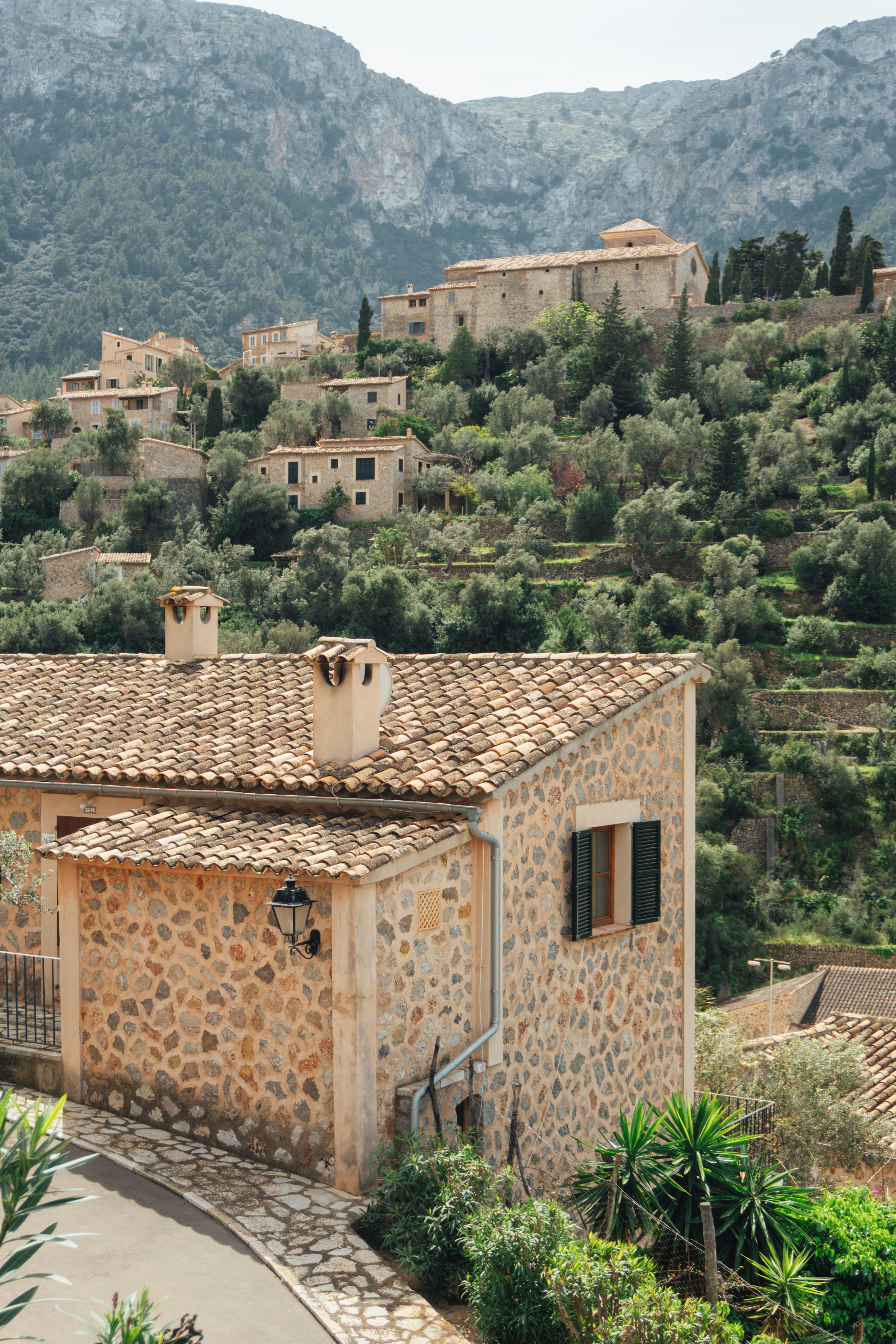 Photo by raymondpetrik