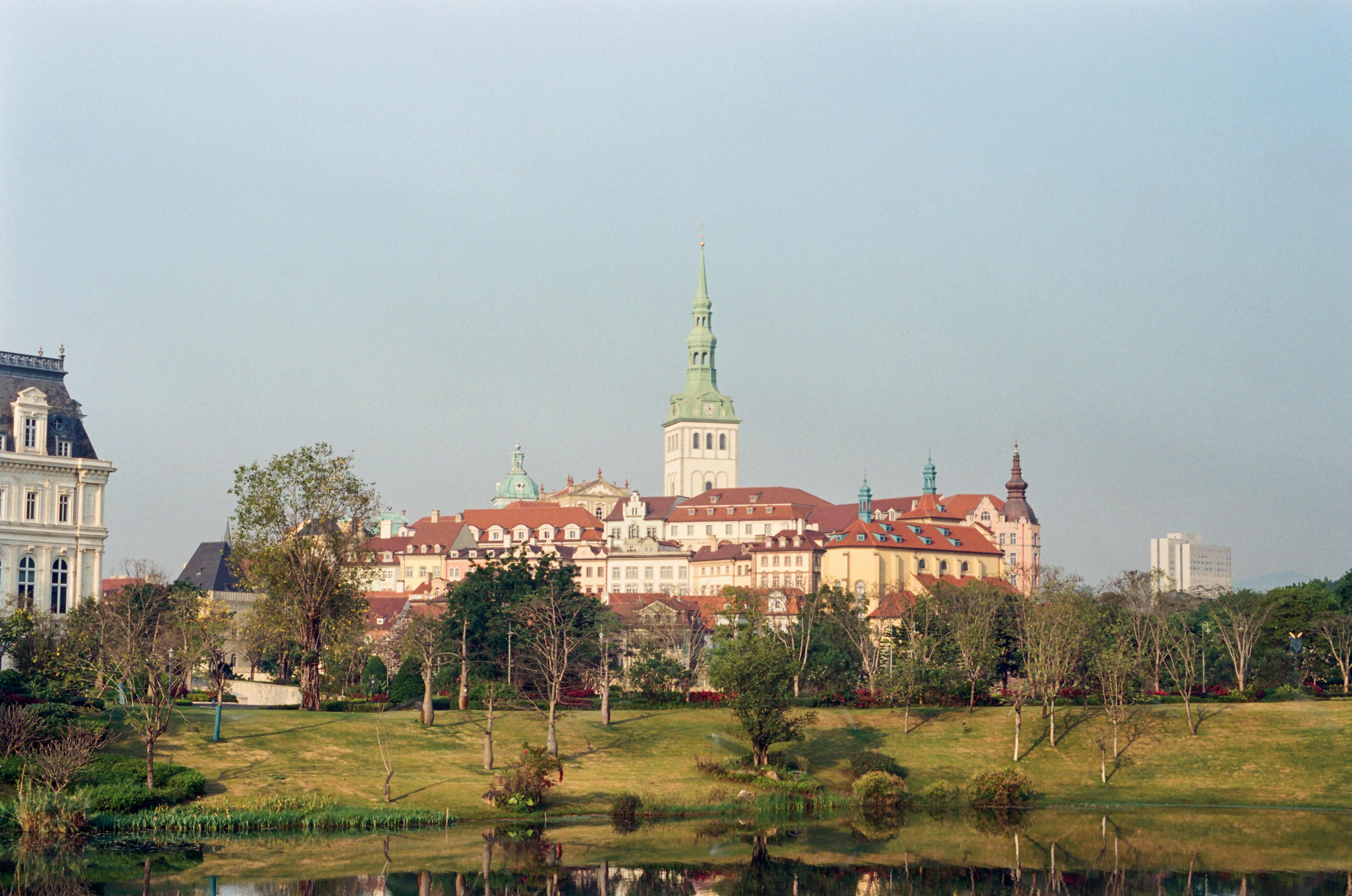 Photo by zhenyao_photo