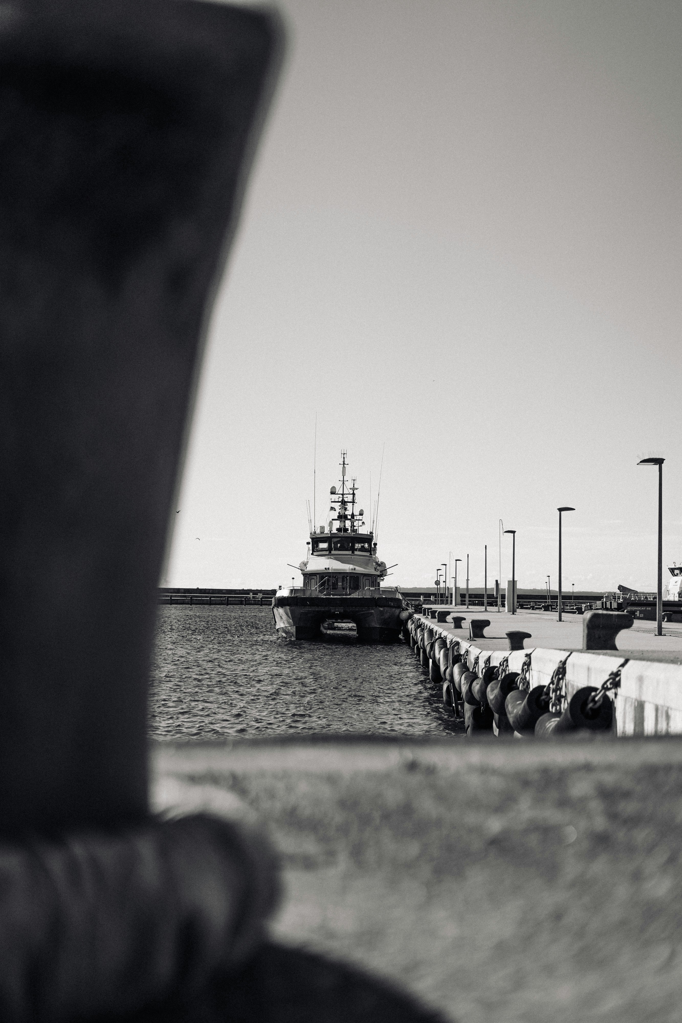 Photo by robert_lens