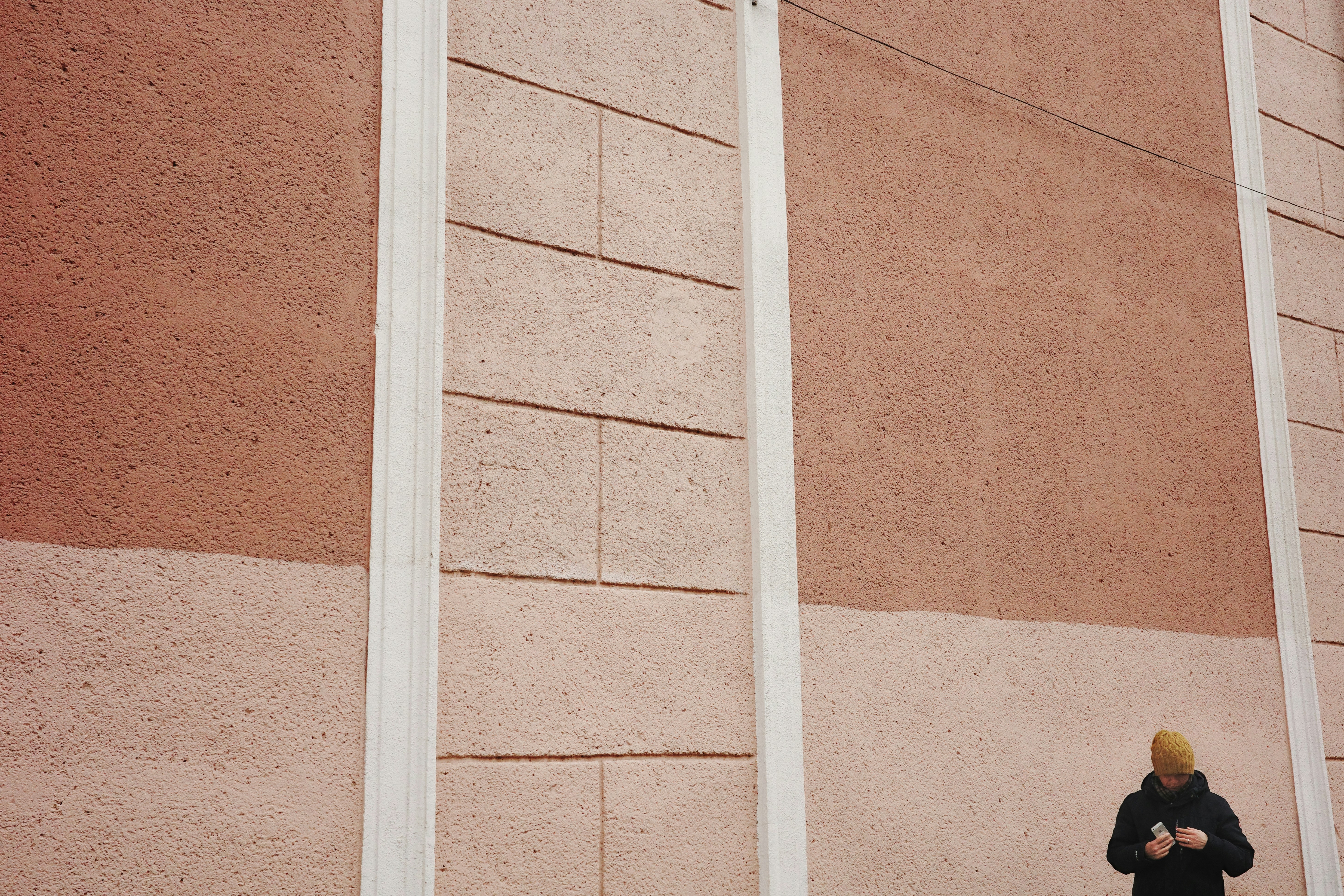 photo-1744056530566-caa14708d03c?ixid=M3wxMjA3fDB8MXxzZWFyY2h8MTd8fGhpZ2hzdGFrZXN3ZWVwc3xlbnwwfHx8fDE3Njc3ODY0MTB8MA\u0026ixlib=rb-4.1.0