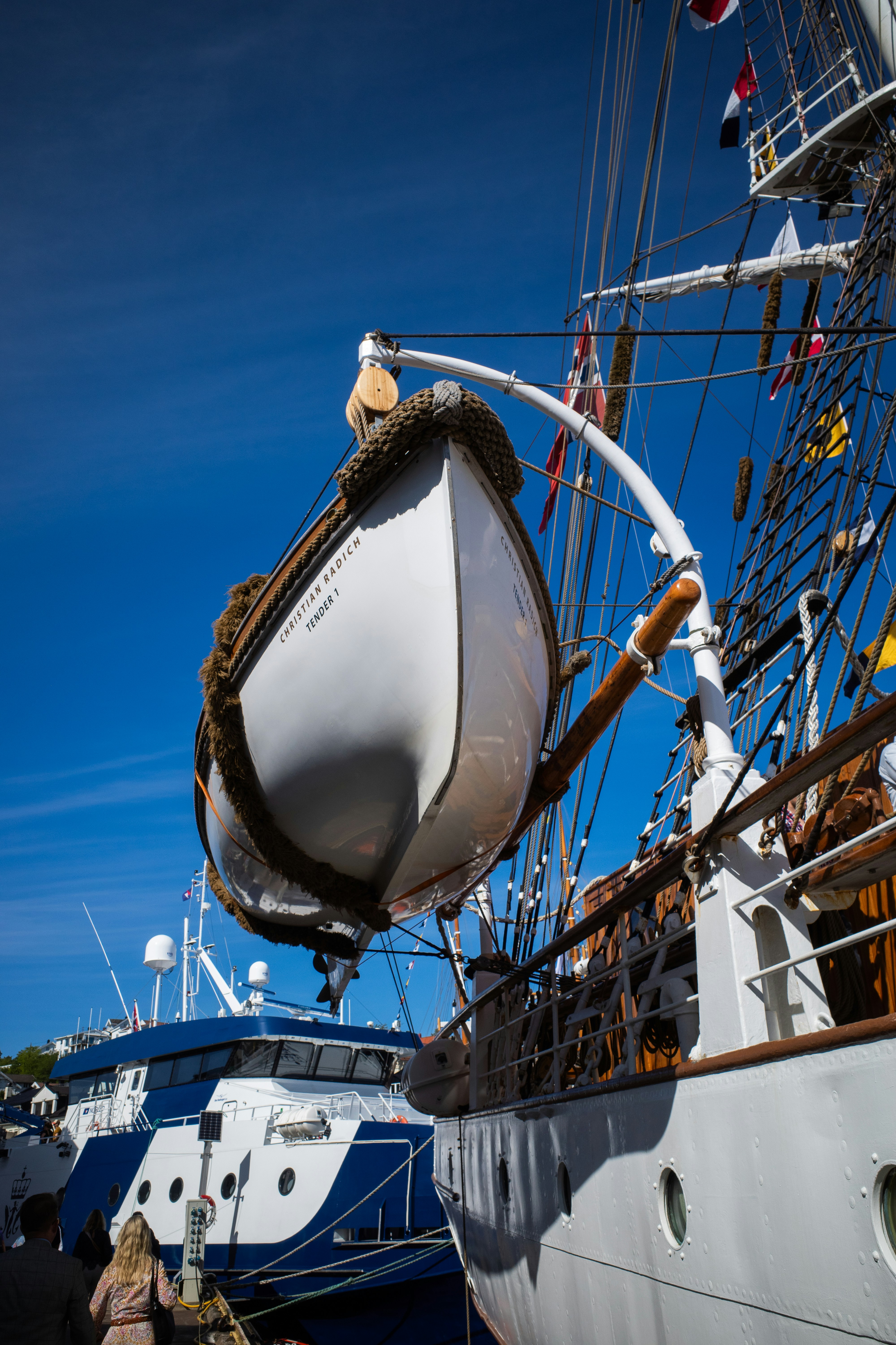 Photo by gunnarridder