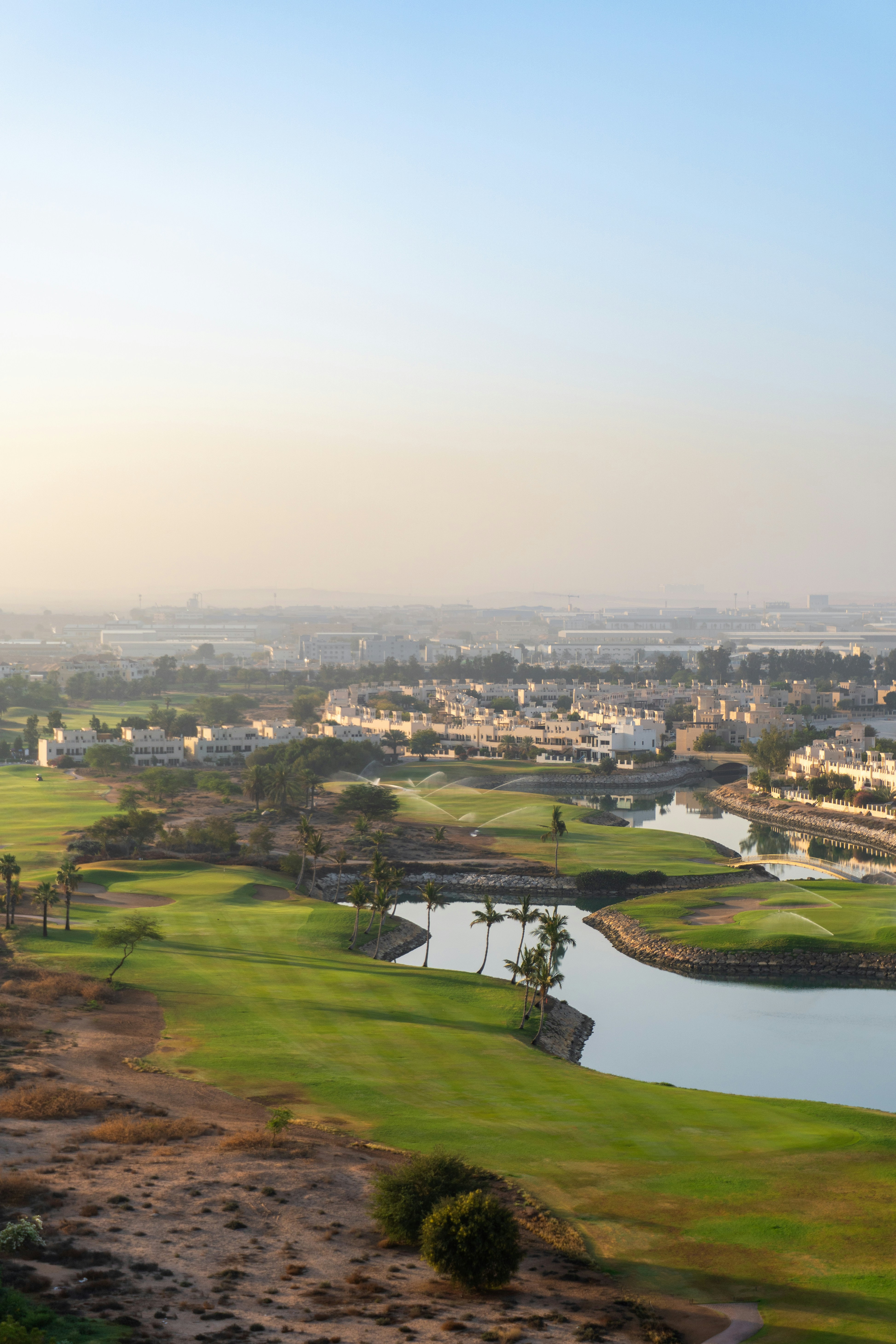 emirates hills golf