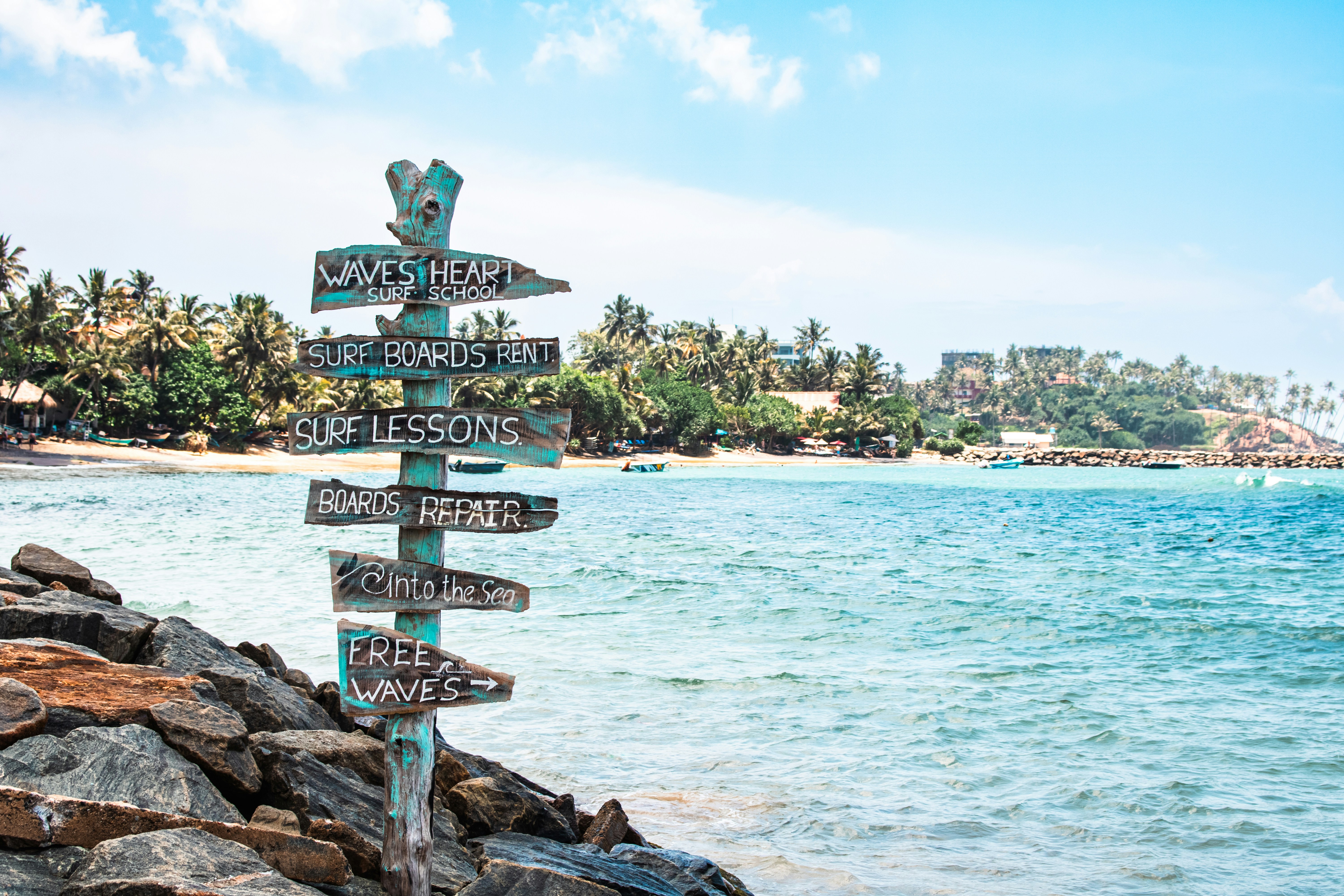 Destination Content: Leveraging Location-Based Experiences for Audience Engagement