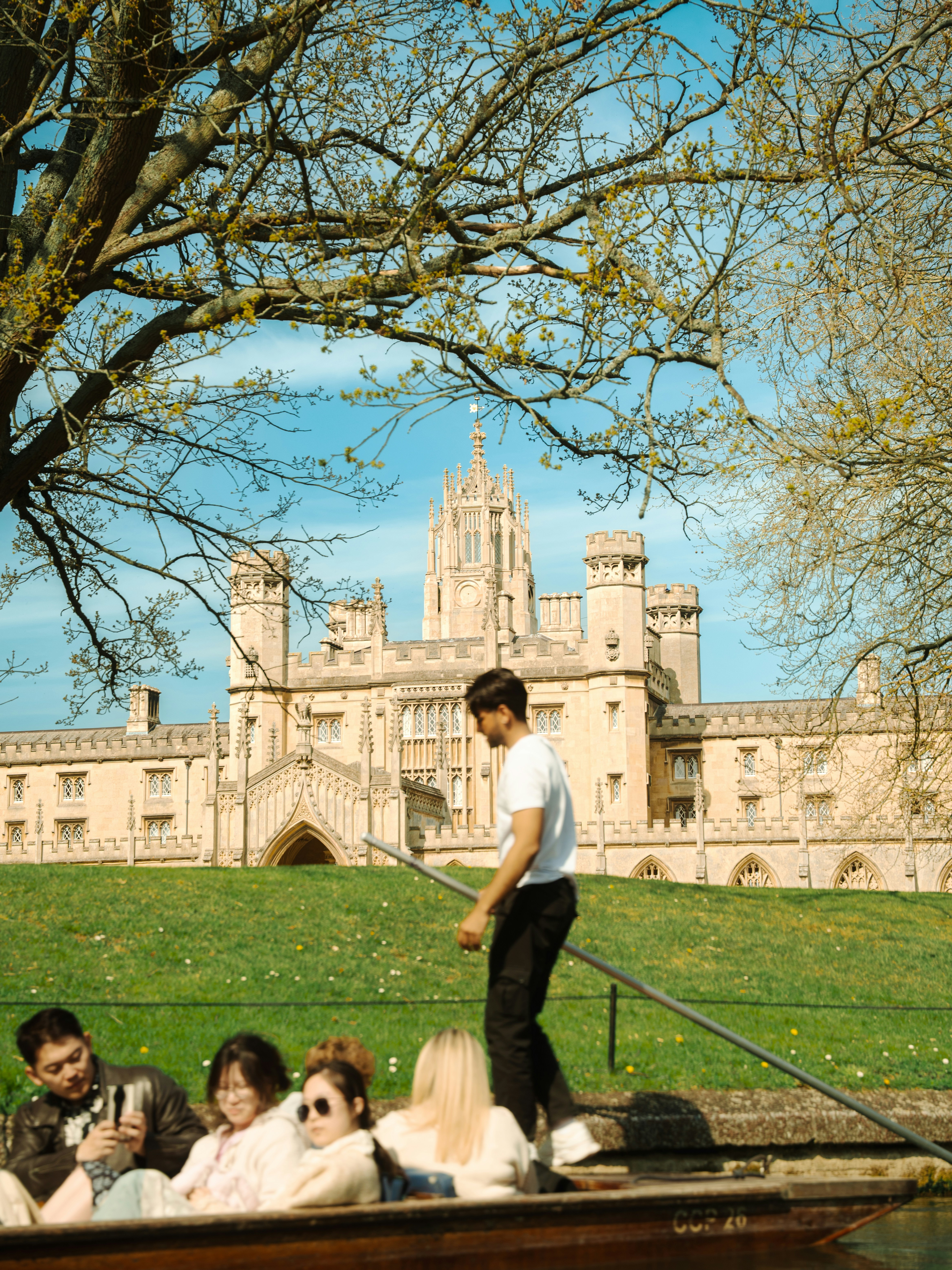 Cultural Differences in Classroom Etiquette and Academic Expectations in the United Kingdom