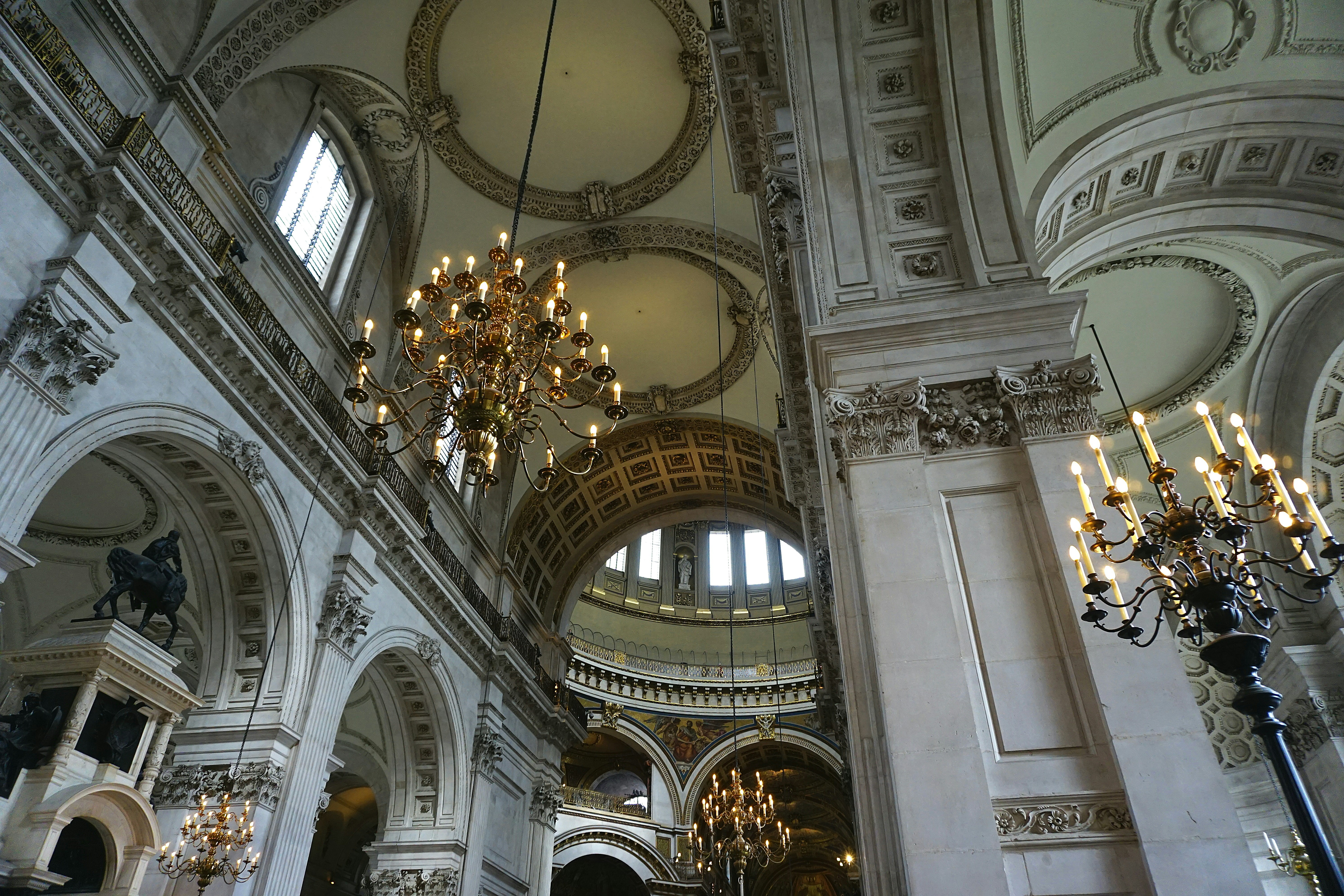 Stage-Tech Hubert Brzostek