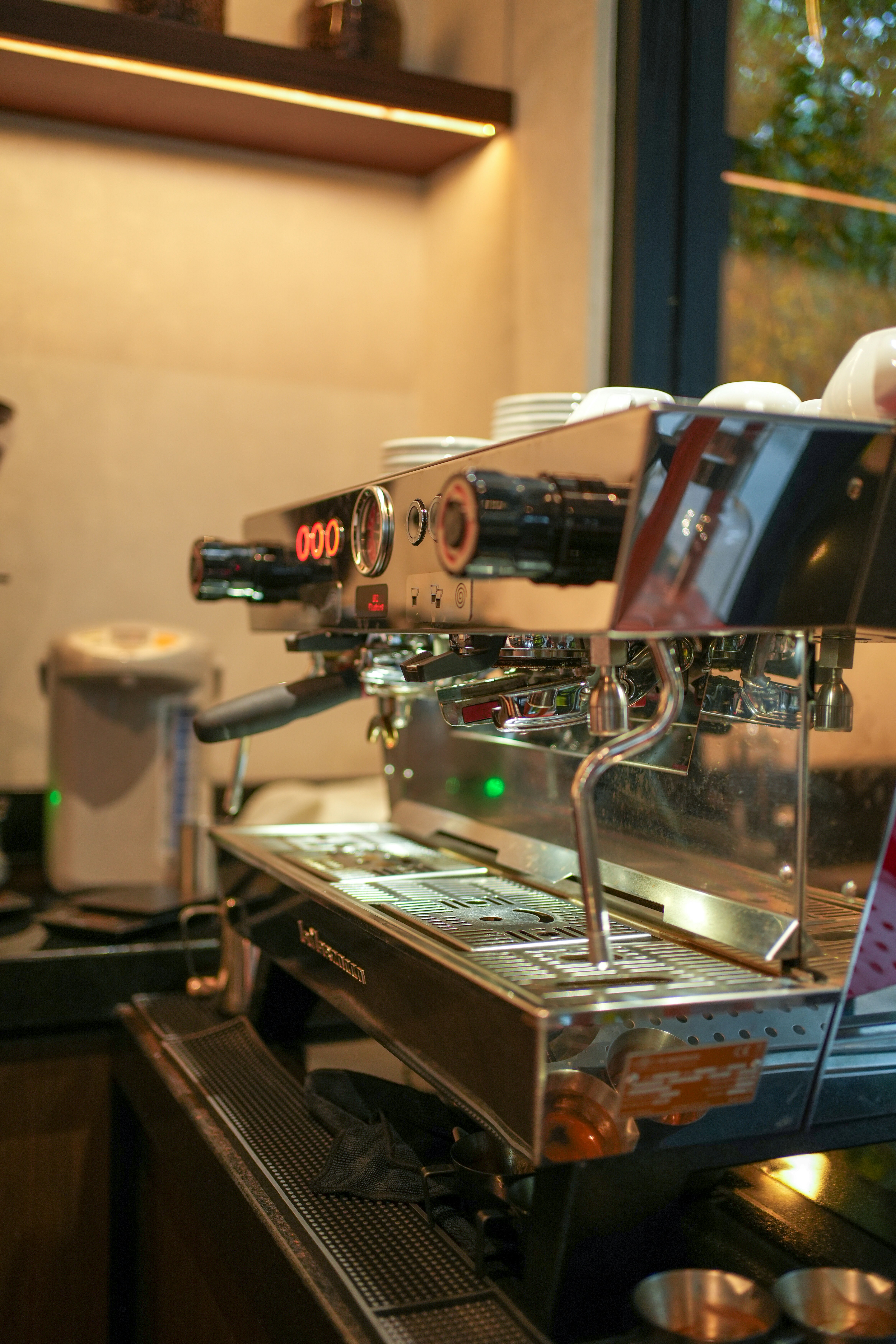 7 Best Coffee Machines for First-Time Buyers