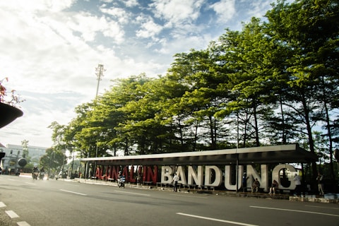 The city sign welcomes visitors to bandung.
