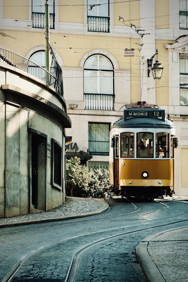 Lisbon in 3 days: hills, trams and neighborhood routes, travel inspiration