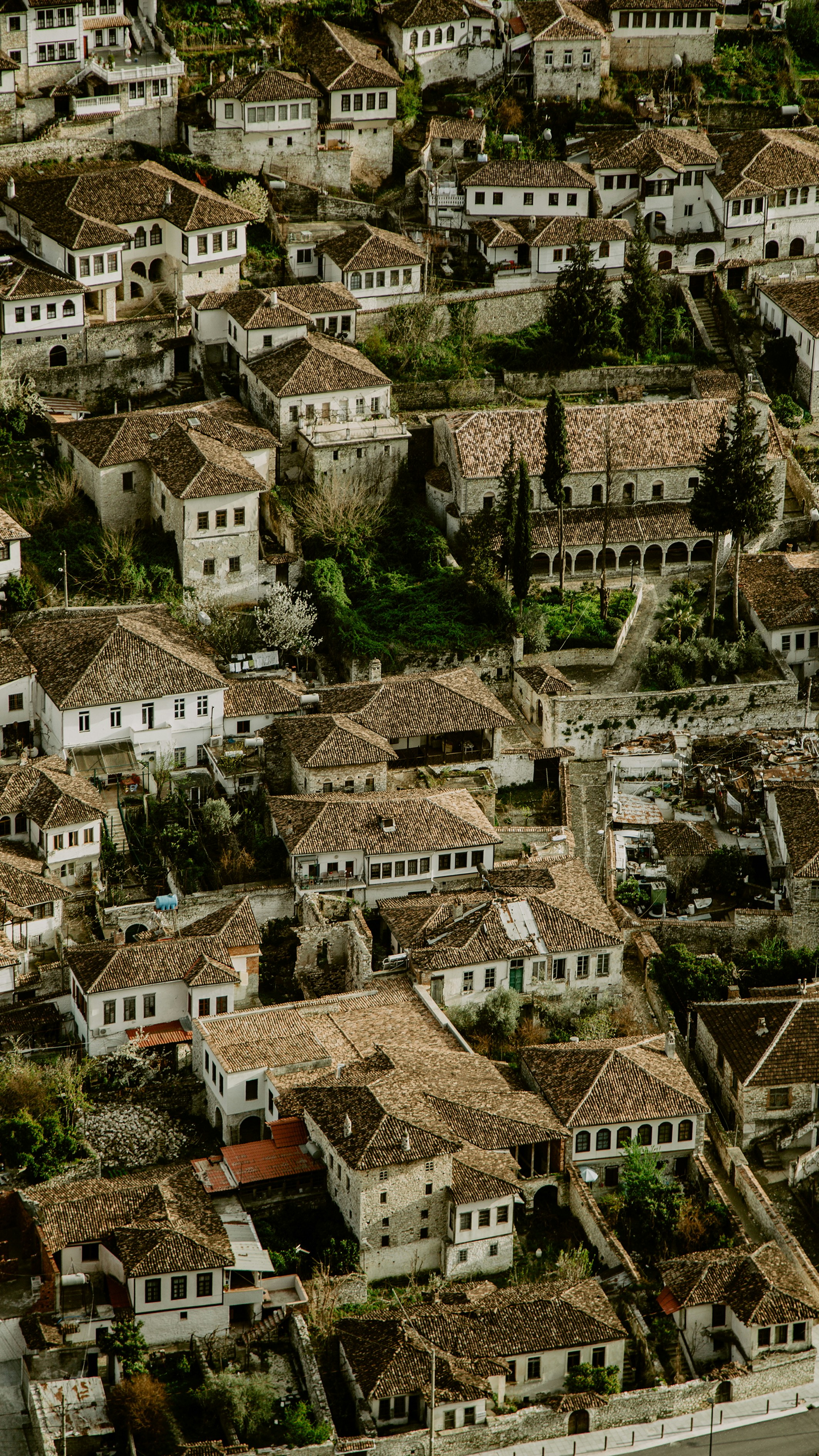 Berat – Nightlife & Evening Culture