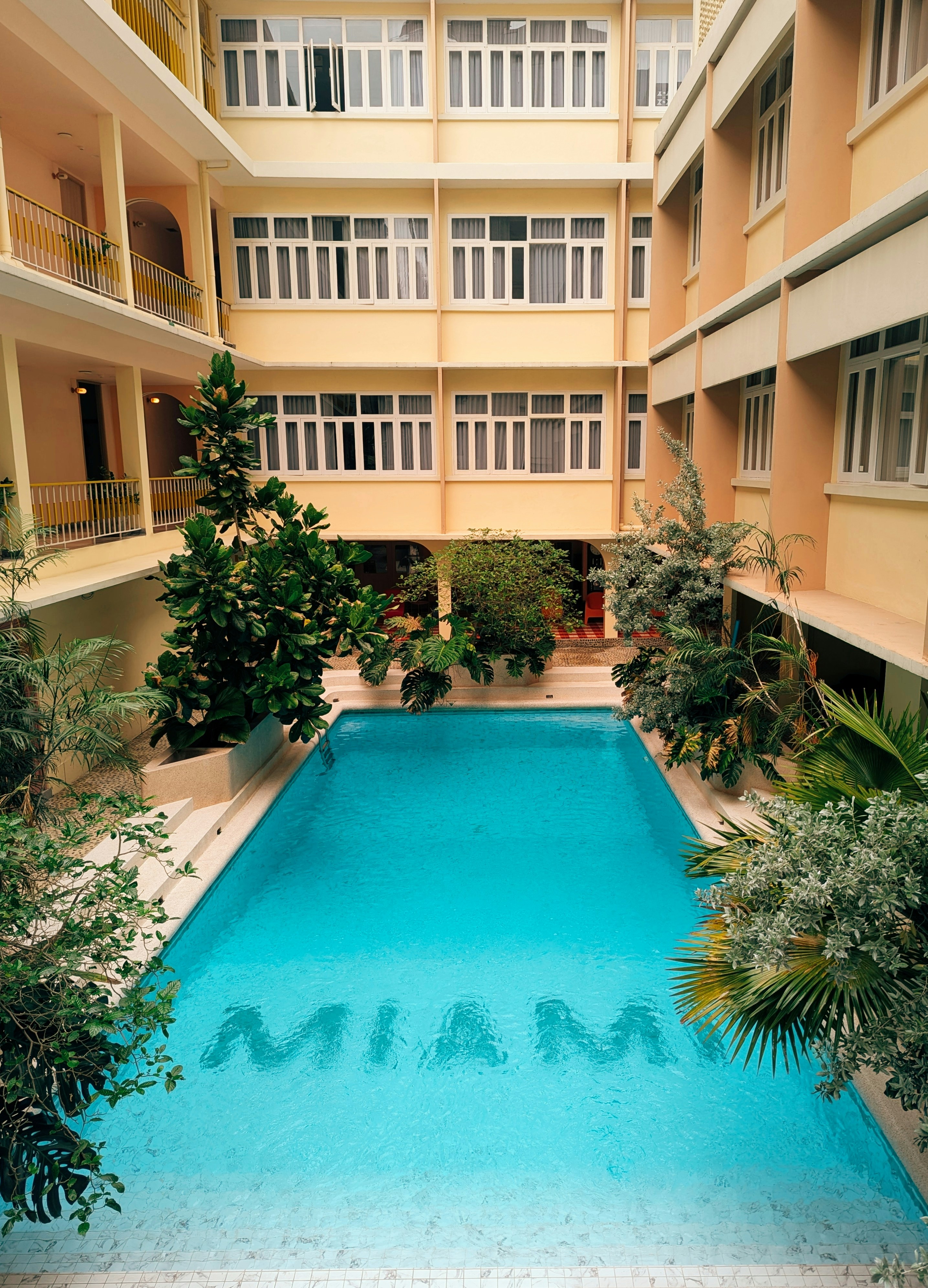 Antique Pool photo 2