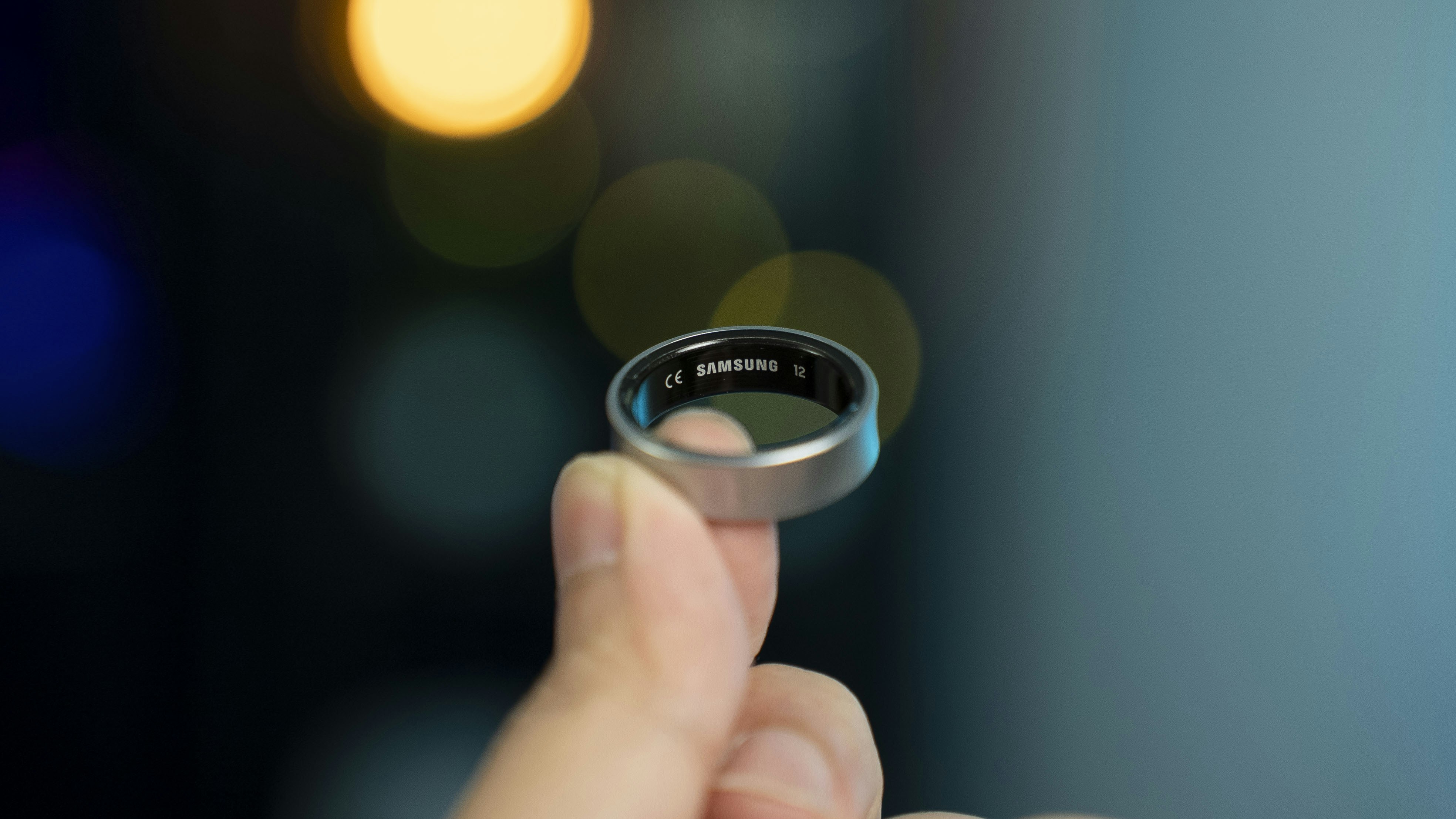 A smart ring with AI biometric wellness features