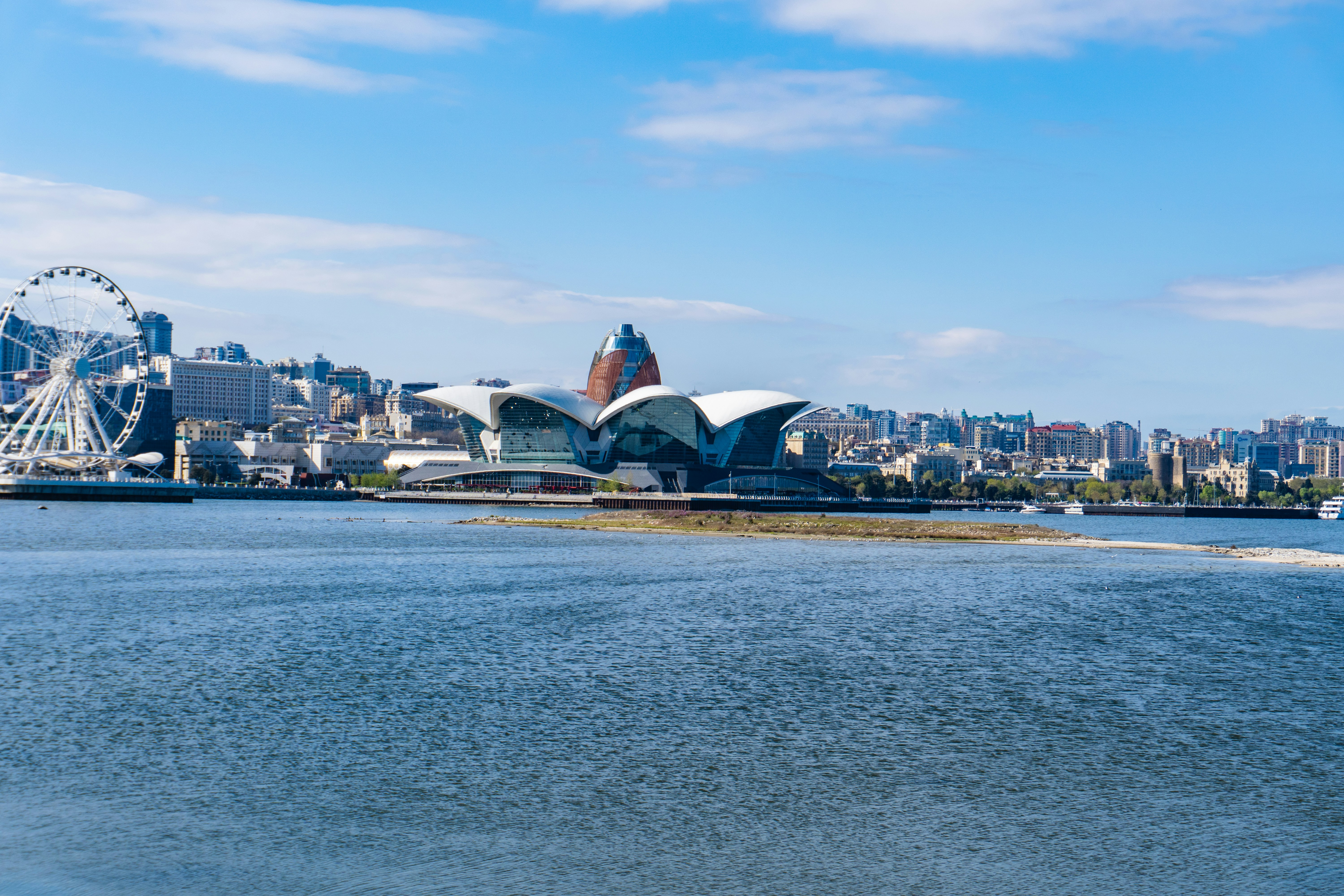 Photo by zulfugarkarimov