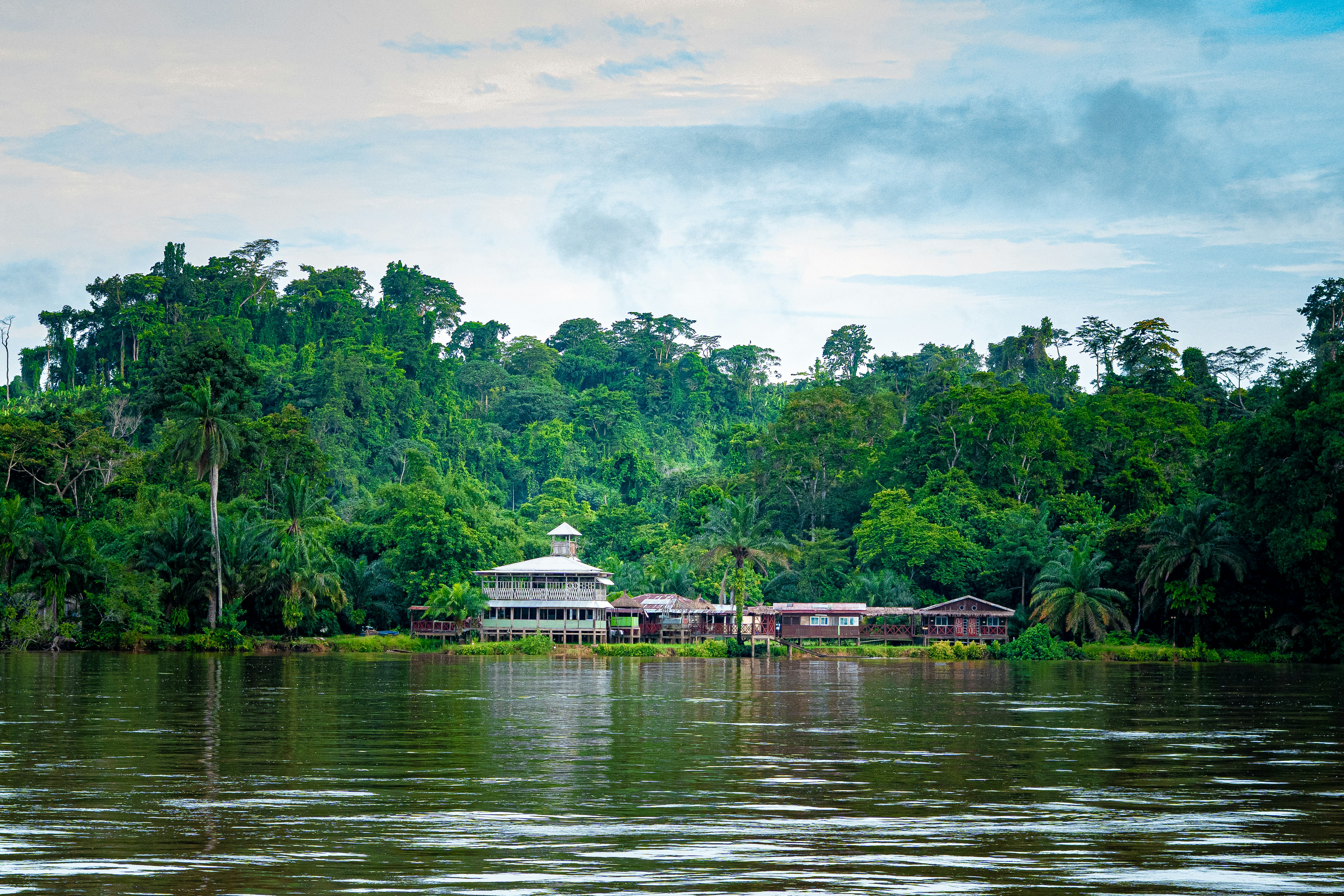 Stay online in the Gabon with a prepaid eSIM from eSIMlii. Instant activation, no roaming charges, and reliable coverage.