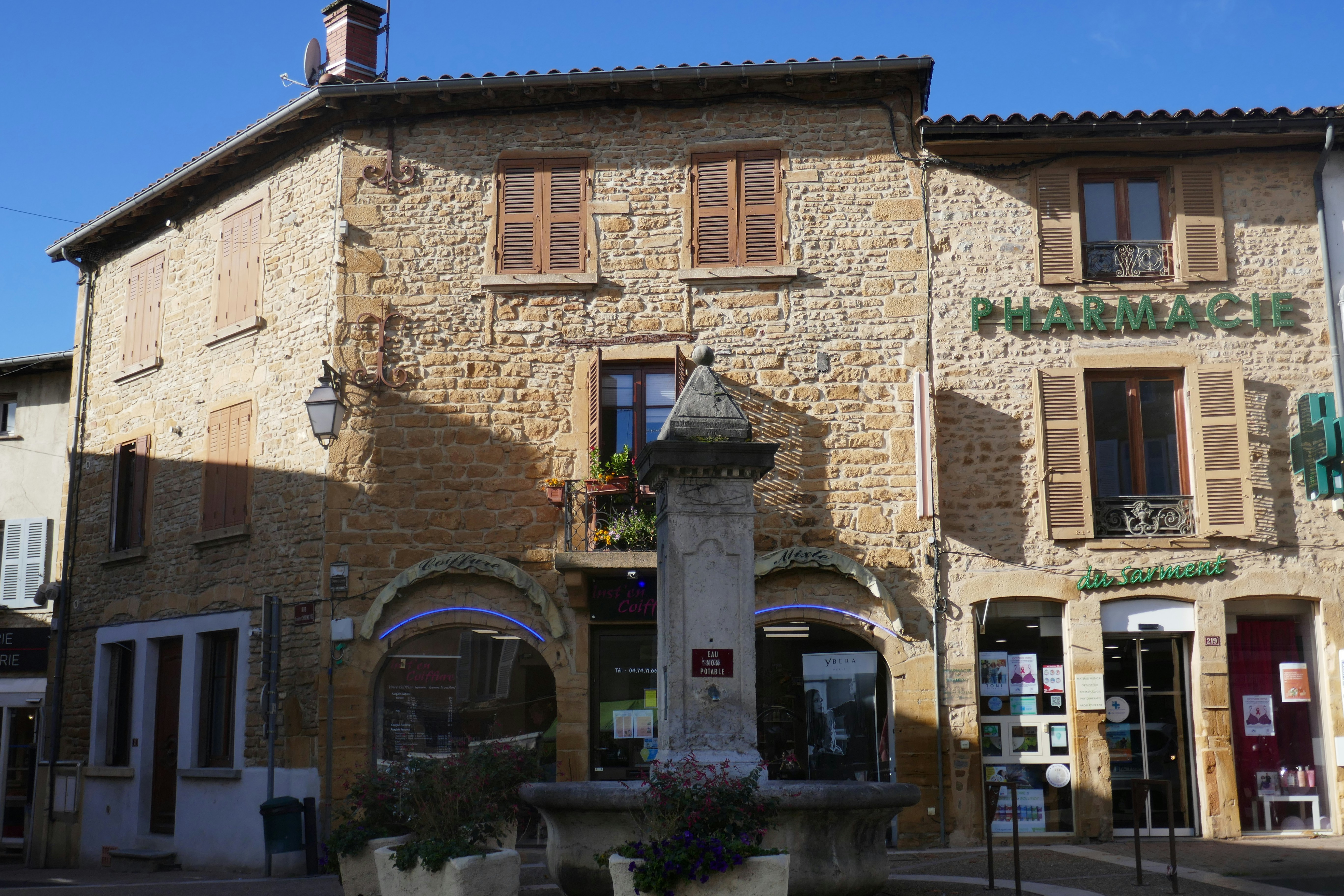 Place Elie Bachas