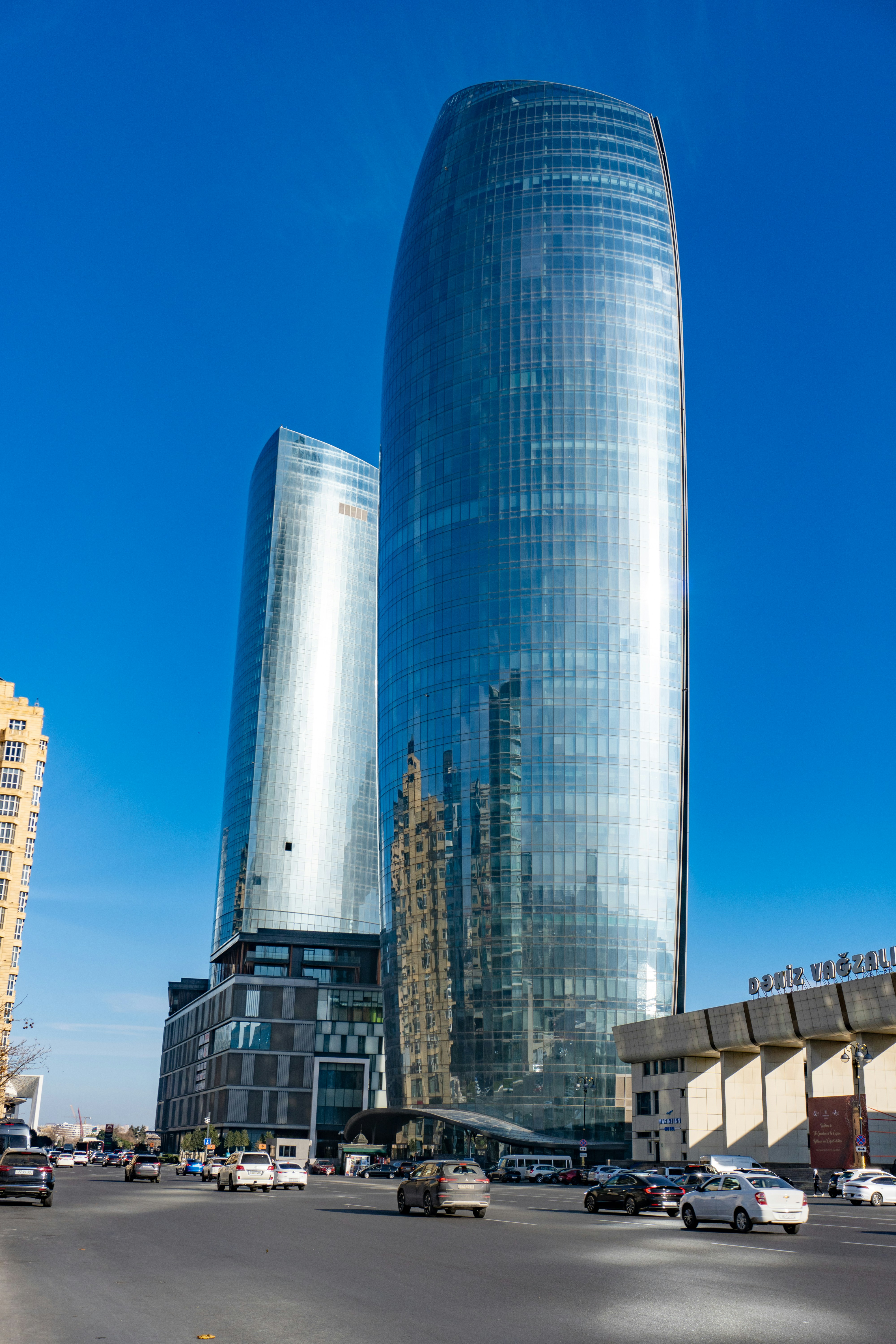 Photo by zulfugarkarimov