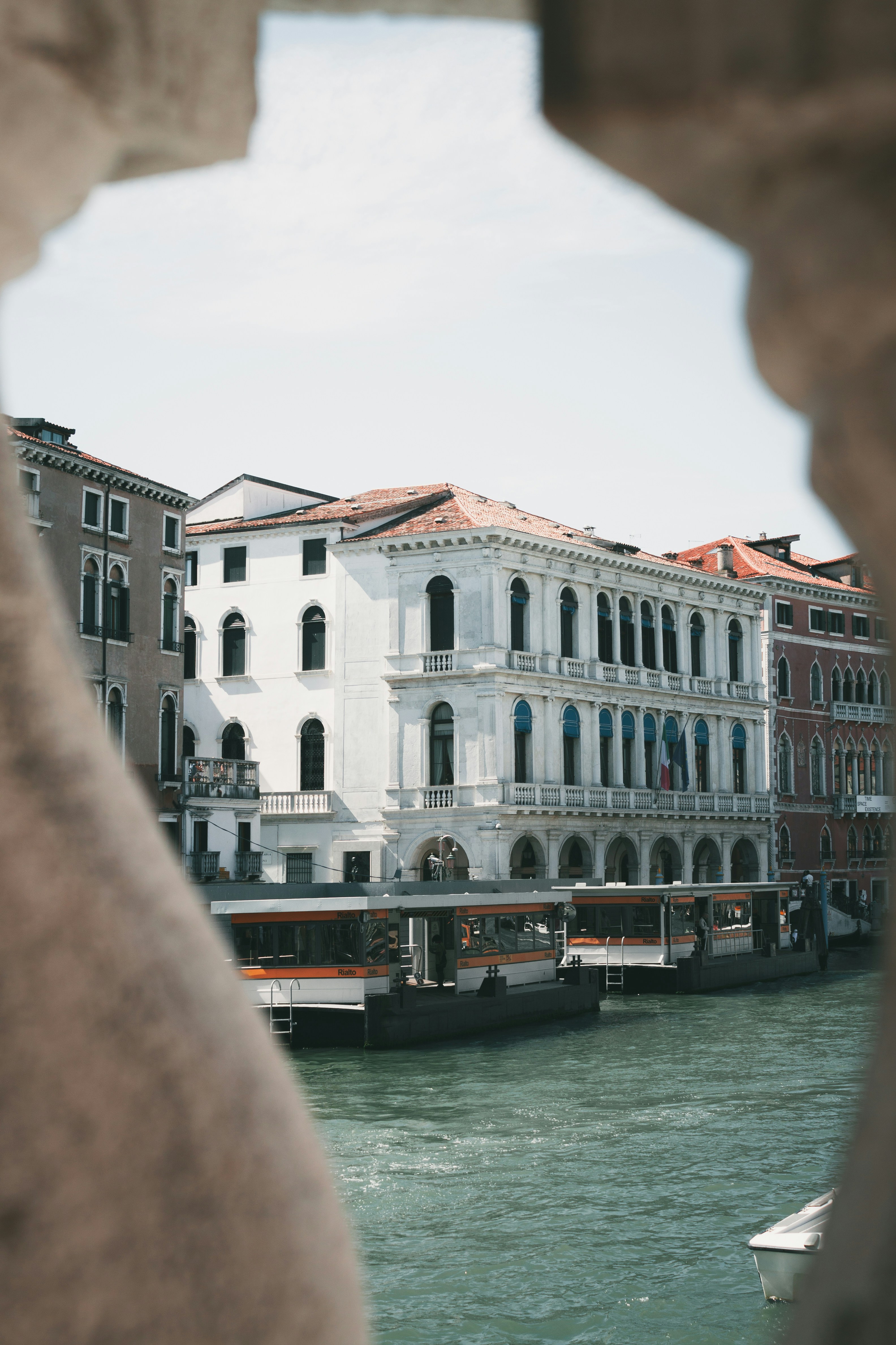 Photo by puskas_dominik