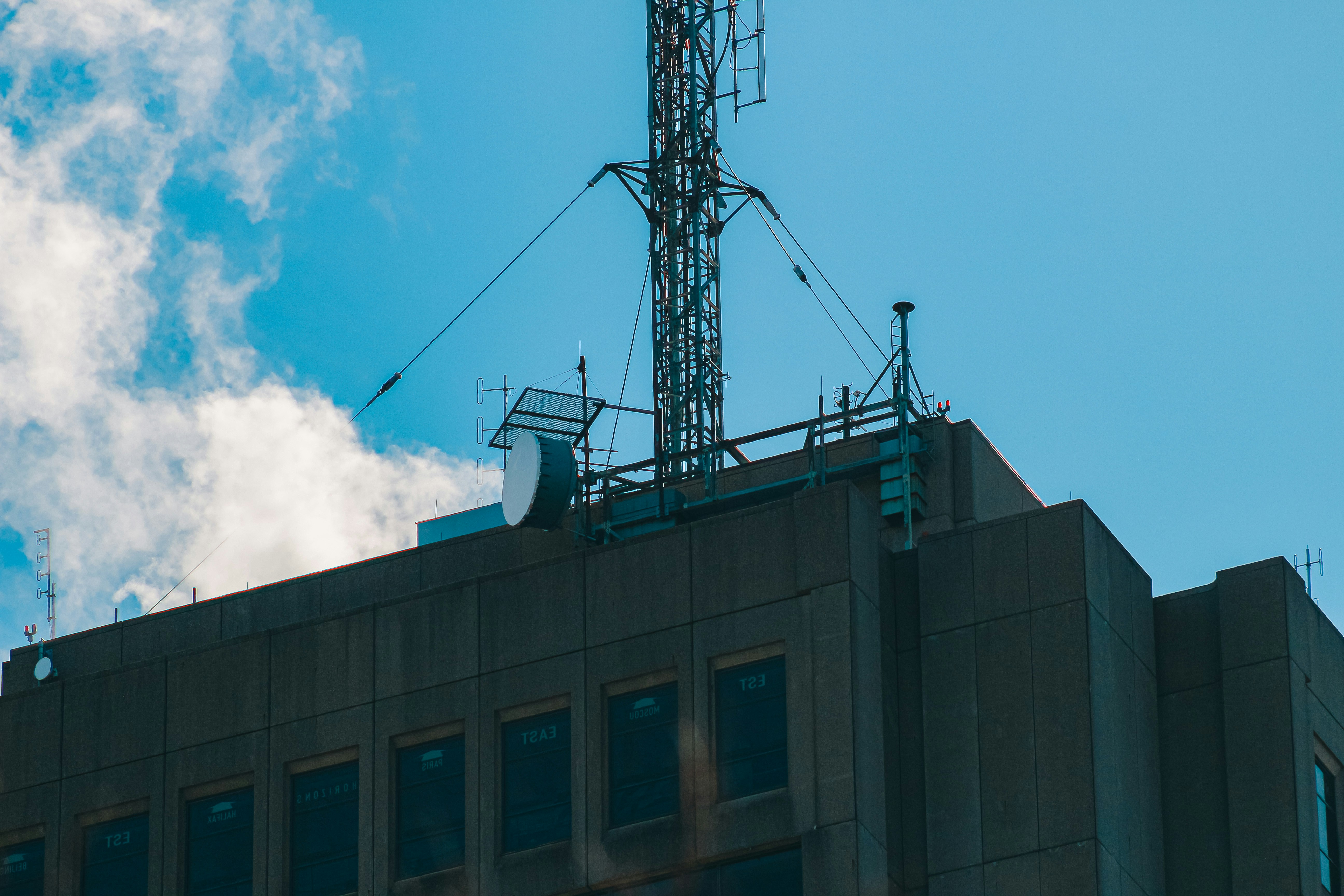 Communications Sector Slips as Powell Tempers Rate Cut Hopes