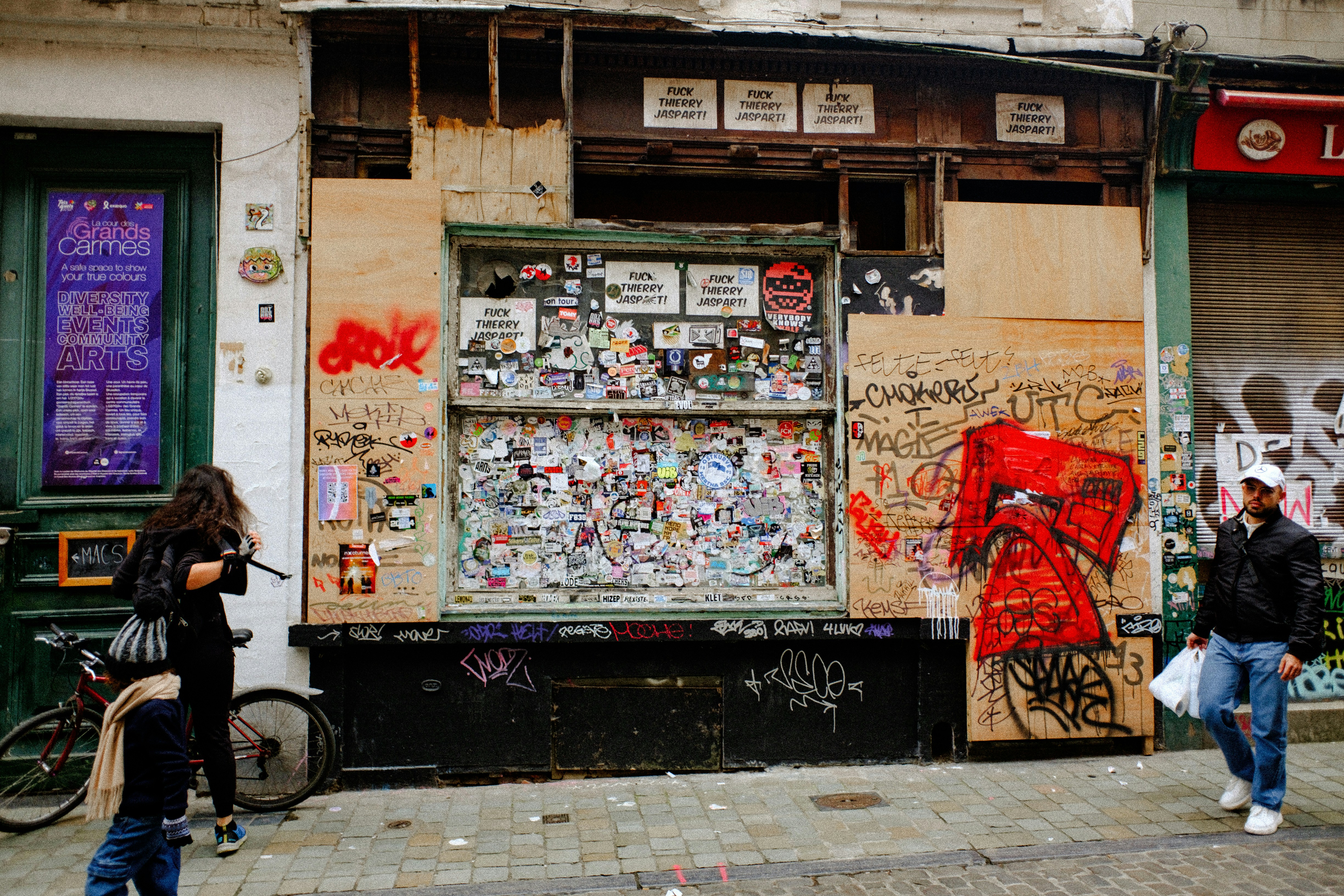 Photo by lookagaindigital