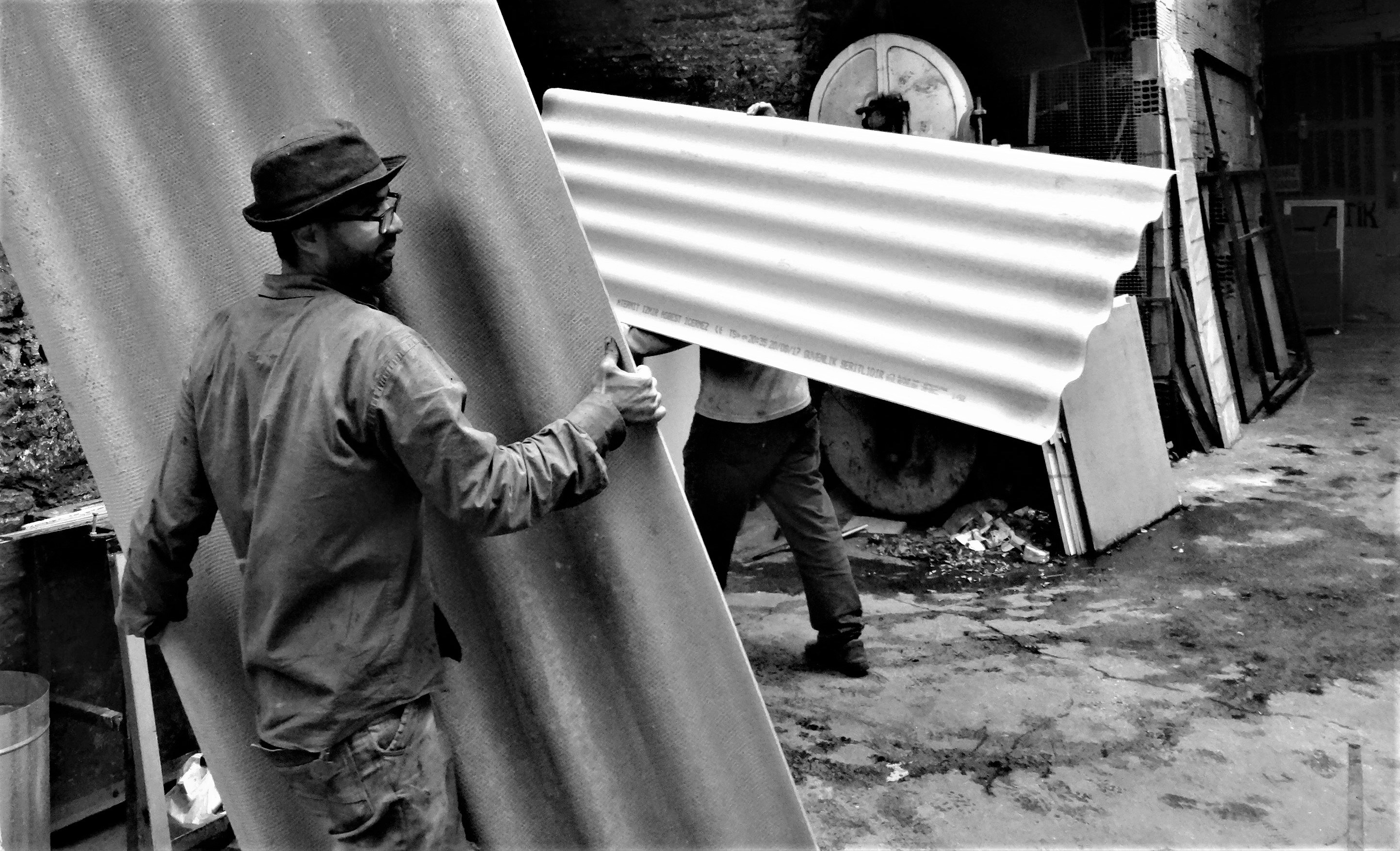 Workers installing insulation - Chicago green homes