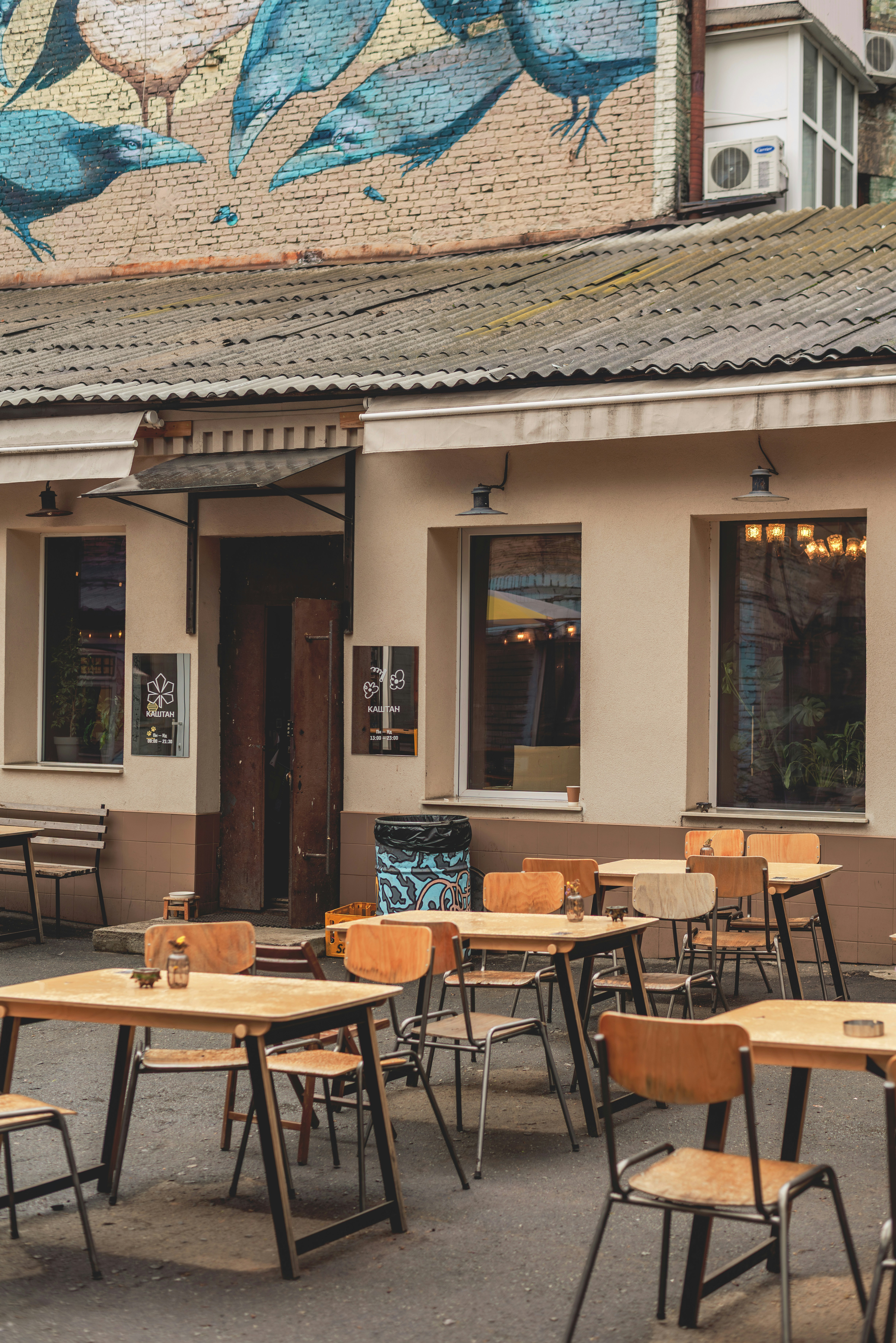 Photo by eugenivy_now