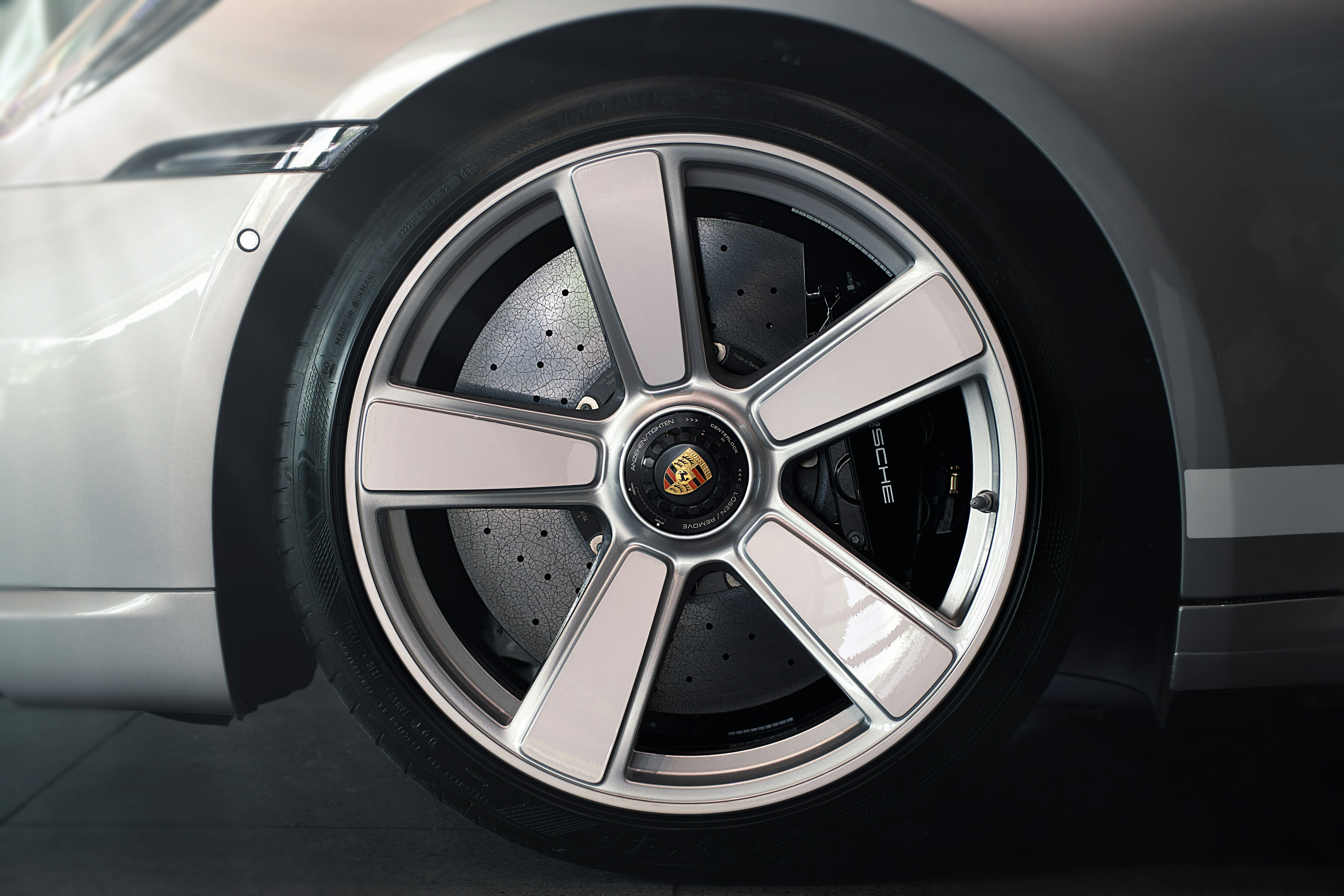 Photo by leiadakrozjhen