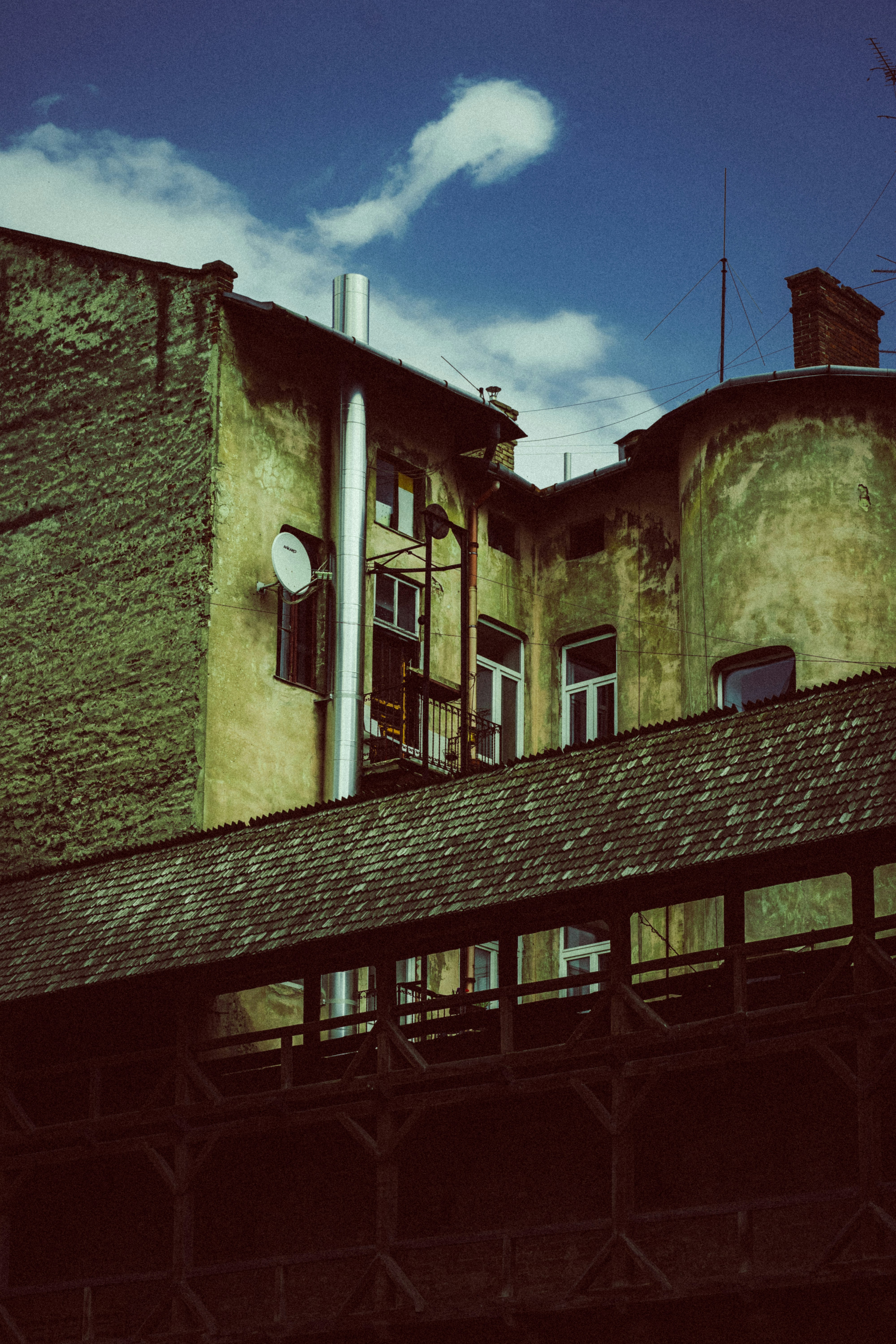 Photo by mineral_of_demon