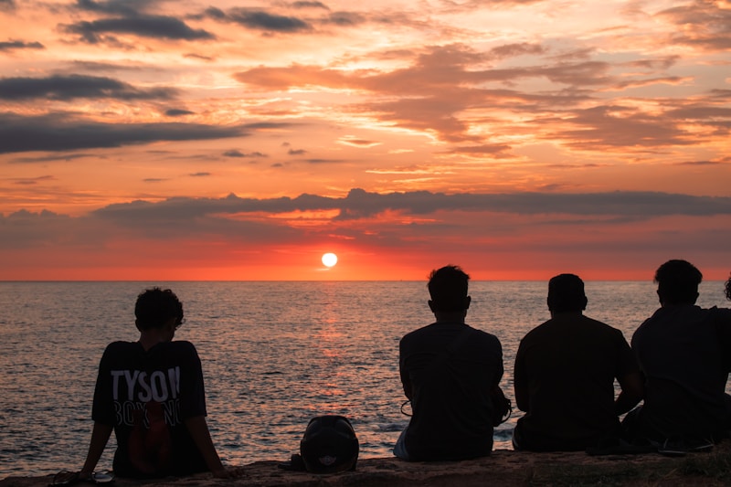 Watching sea sunset together