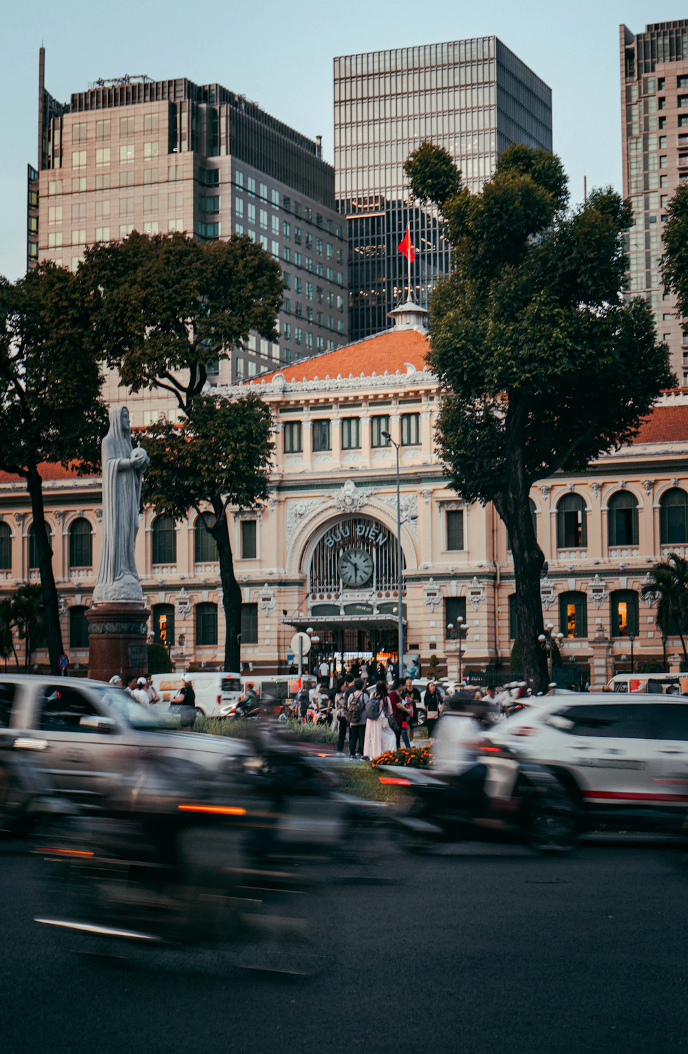 Đường phố Việt Nam phục vụ taxi Đồng Xoài