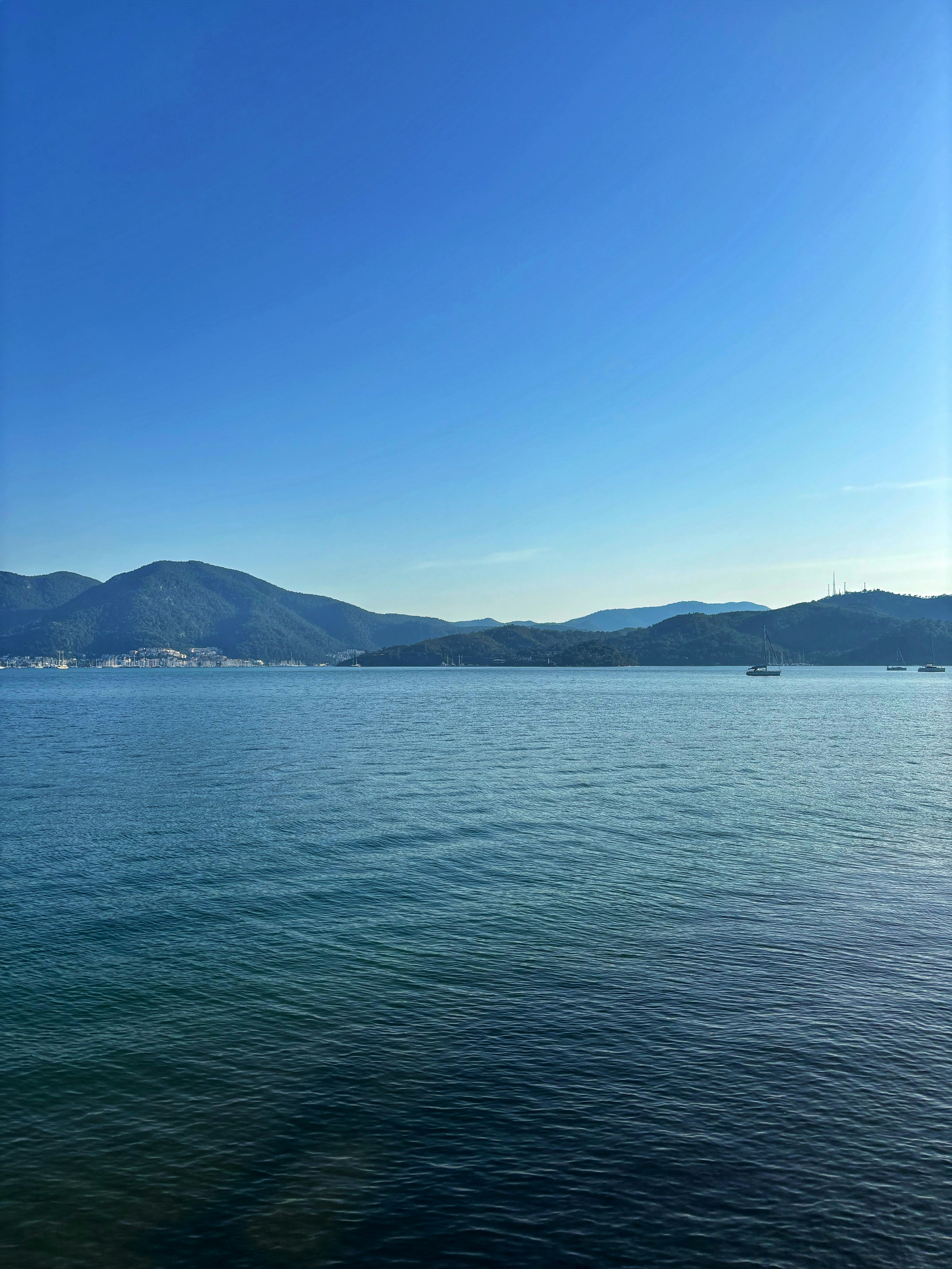 Photo by mustafakonuk