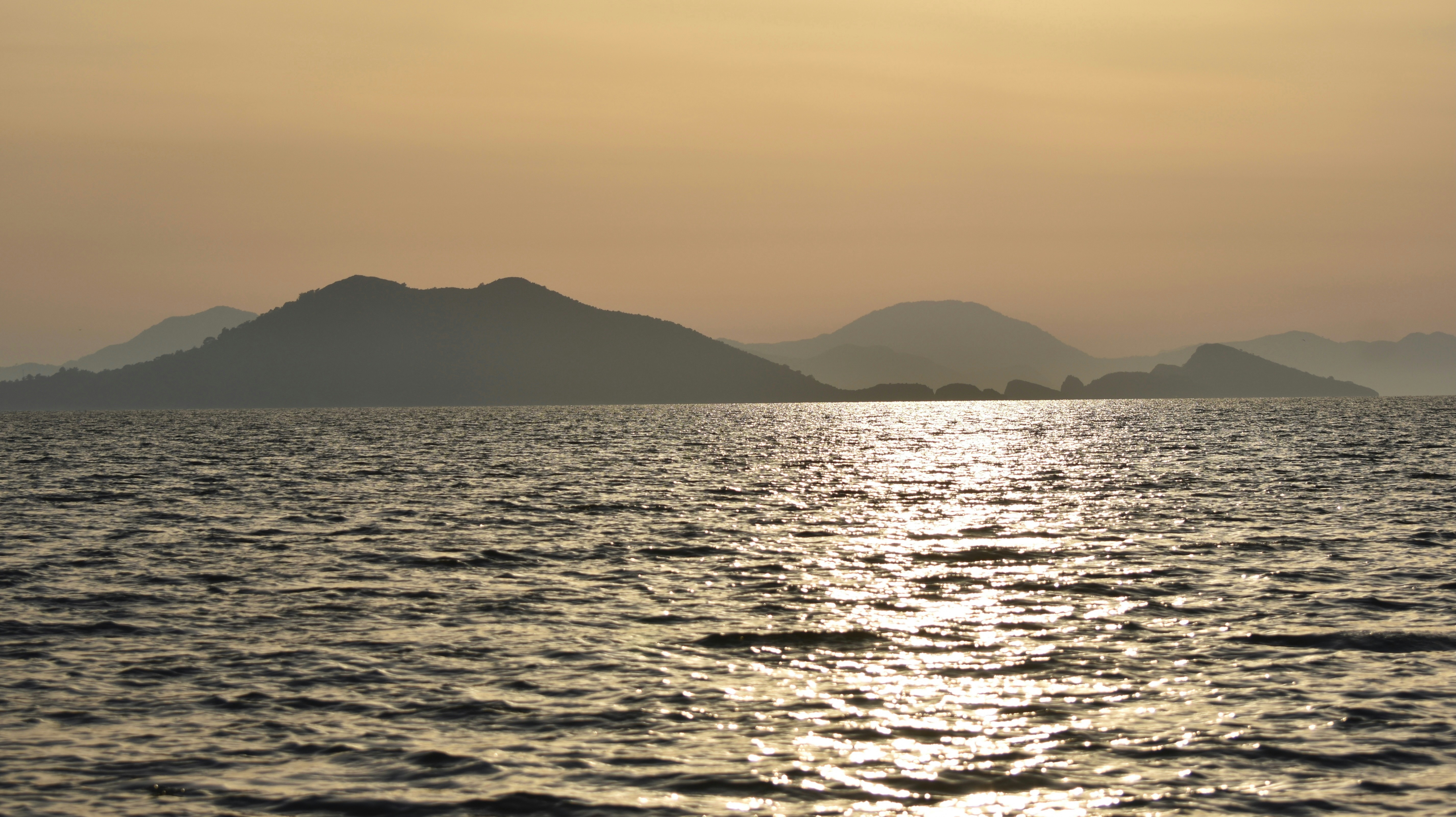 Photo by mustafakonuk