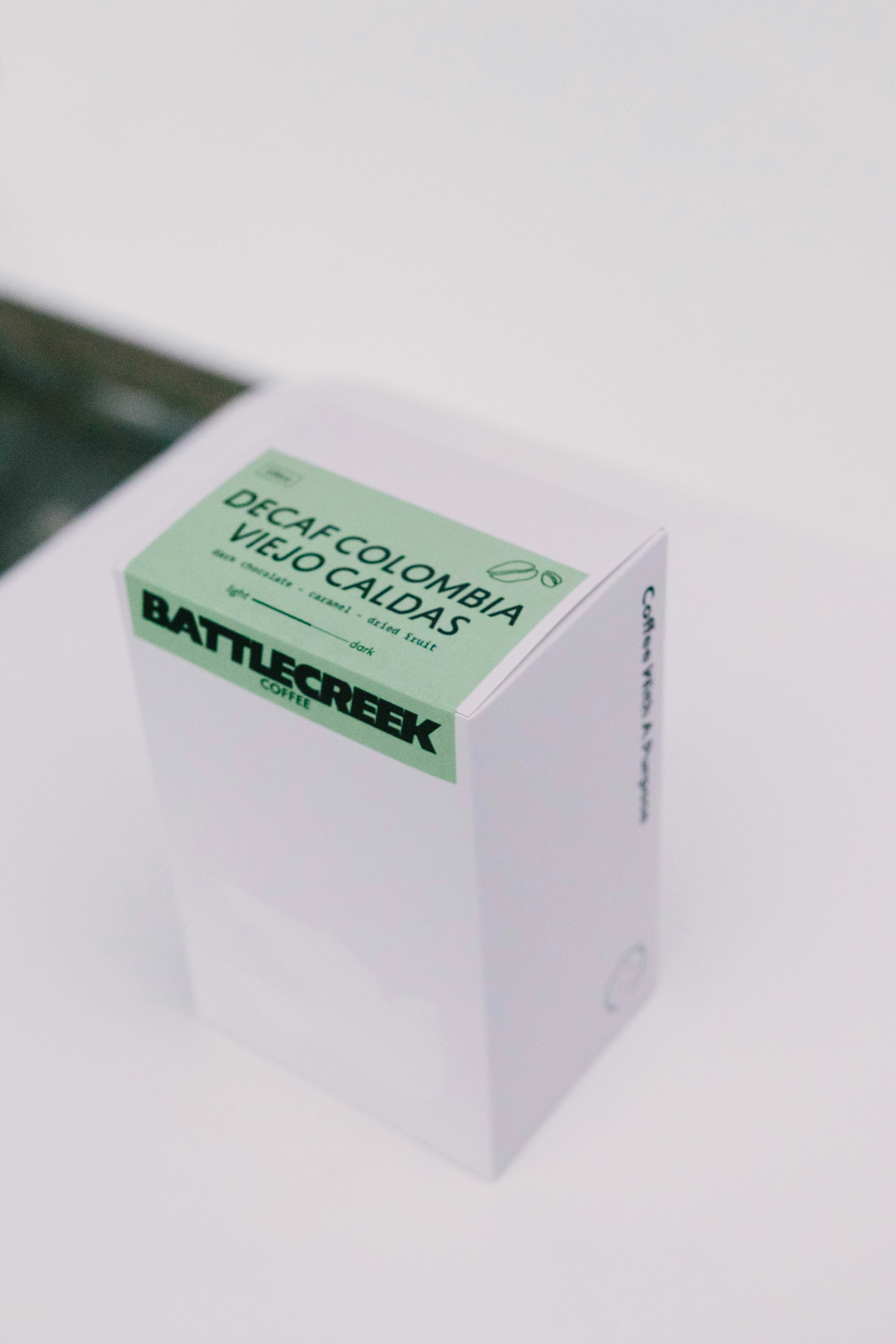 Coffee box with information about its content.