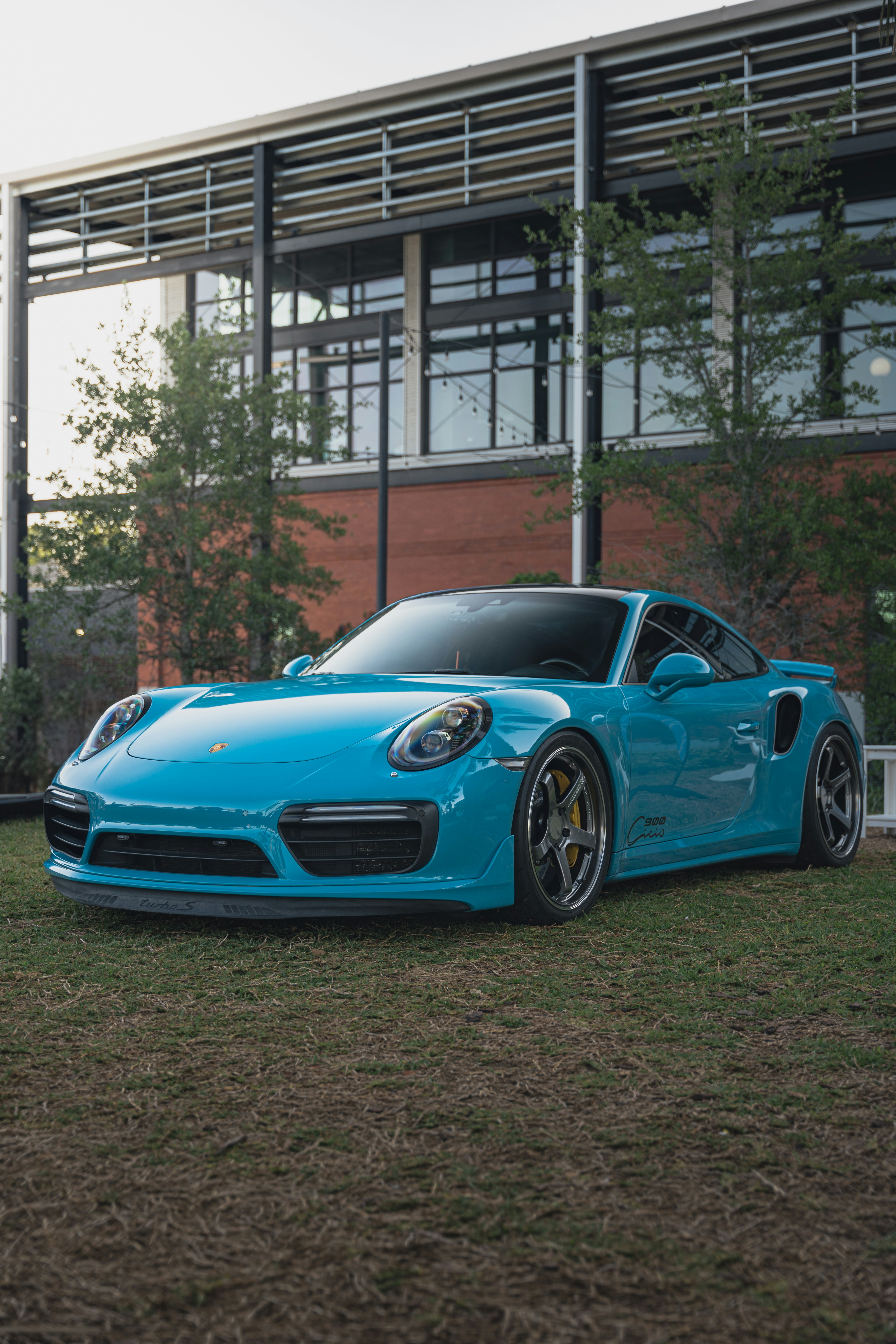 Photo by bradikancars