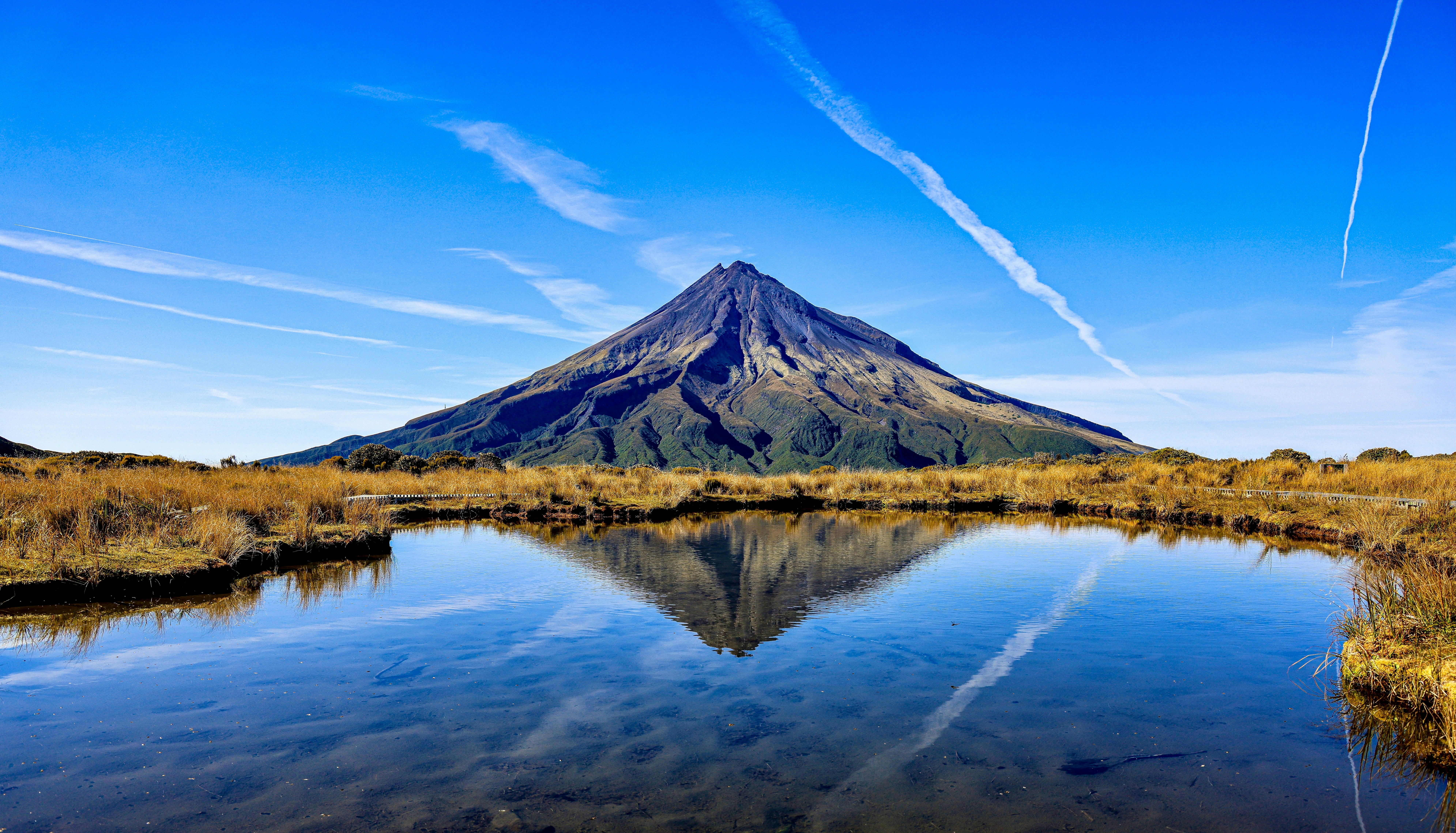 Photo by maximilian_brand